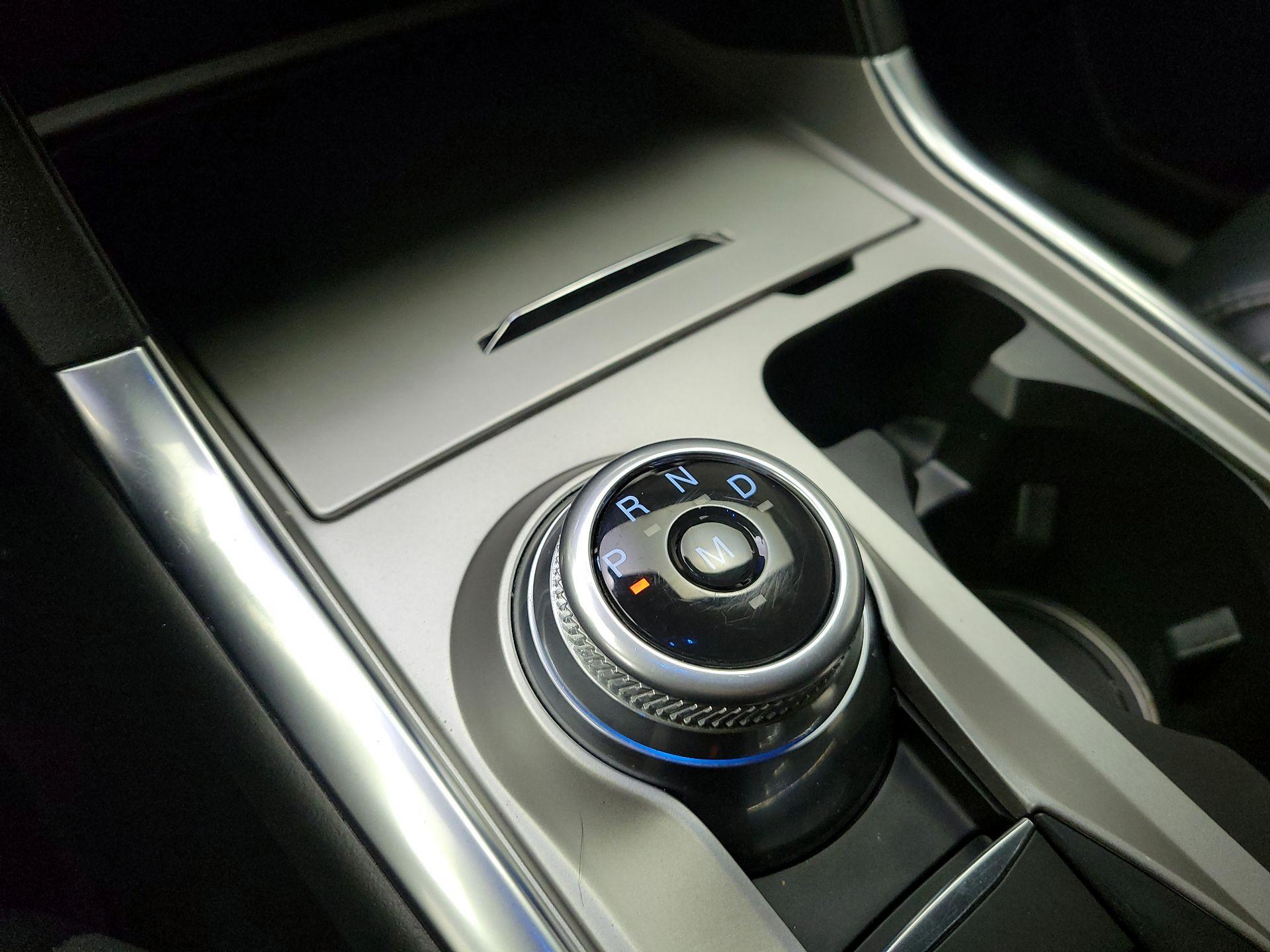 Thumbnail: 2021 Ford Explorer - 18