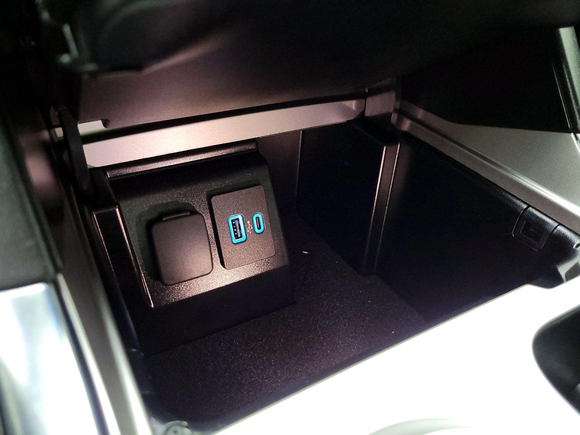 Thumbnail: 2021 Ford Explorer - 19