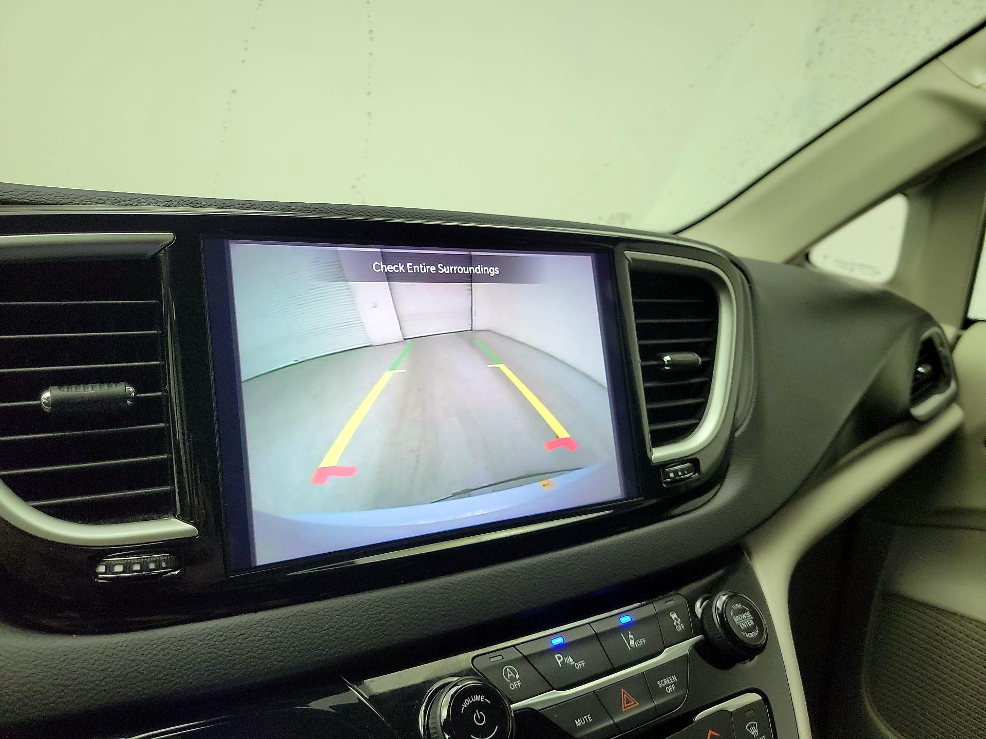 Thumbnail: 2024 Chrysler Pacifica - 15