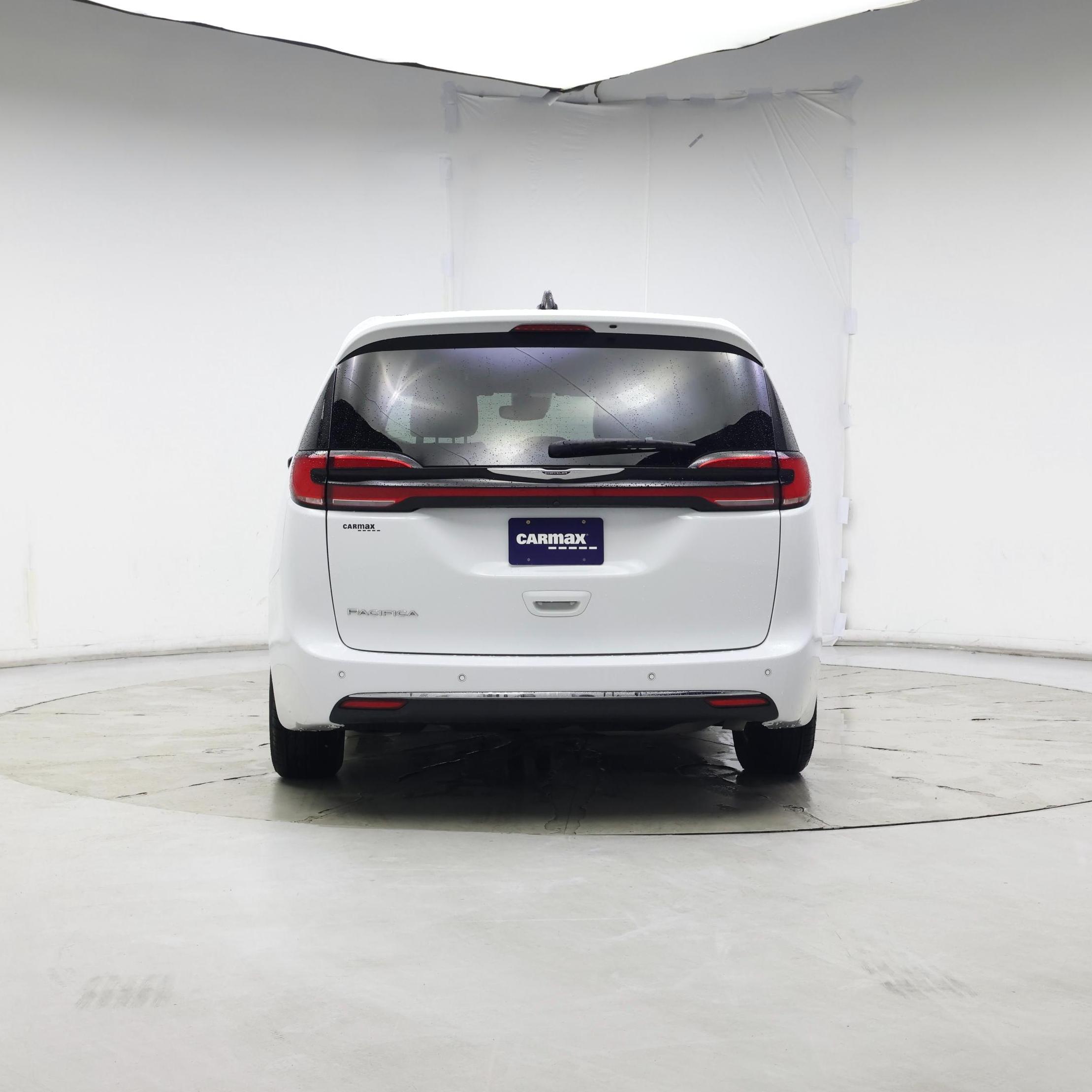 Thumbnail: 2024 Chrysler Pacifica - 6