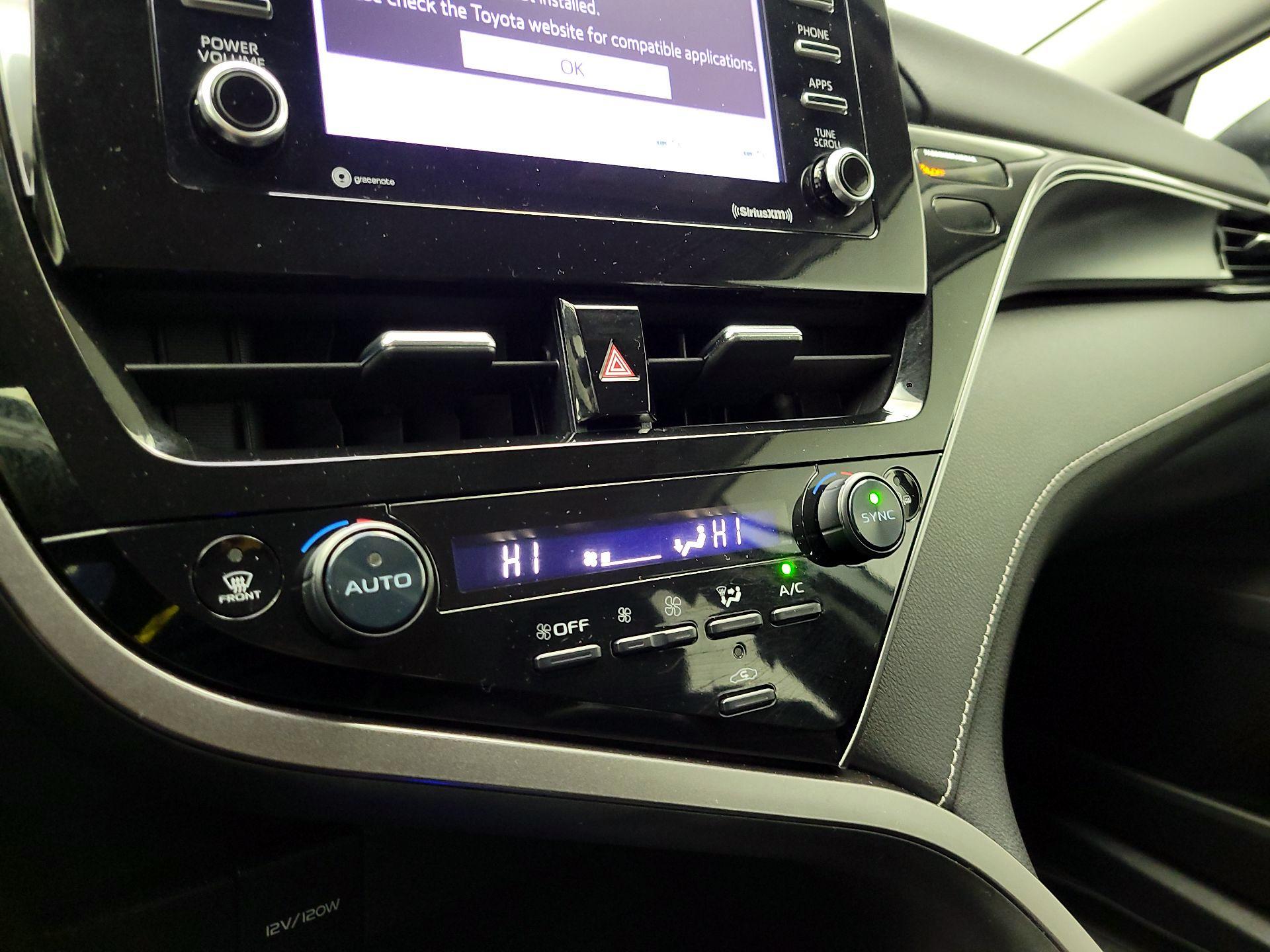 Thumbnail: 2023 Toyota Camry - 17