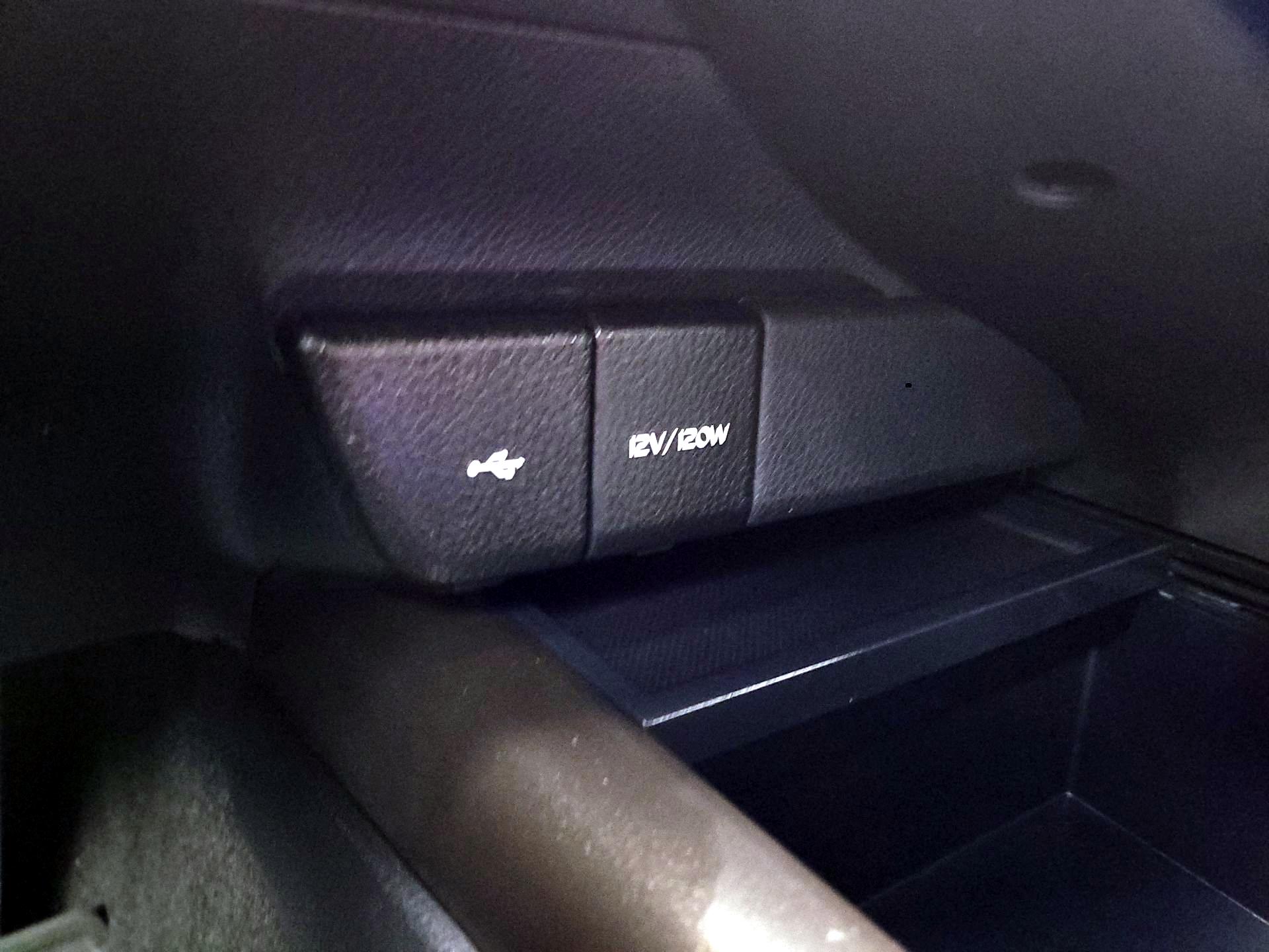 Thumbnail: 2023 Toyota Camry - 19