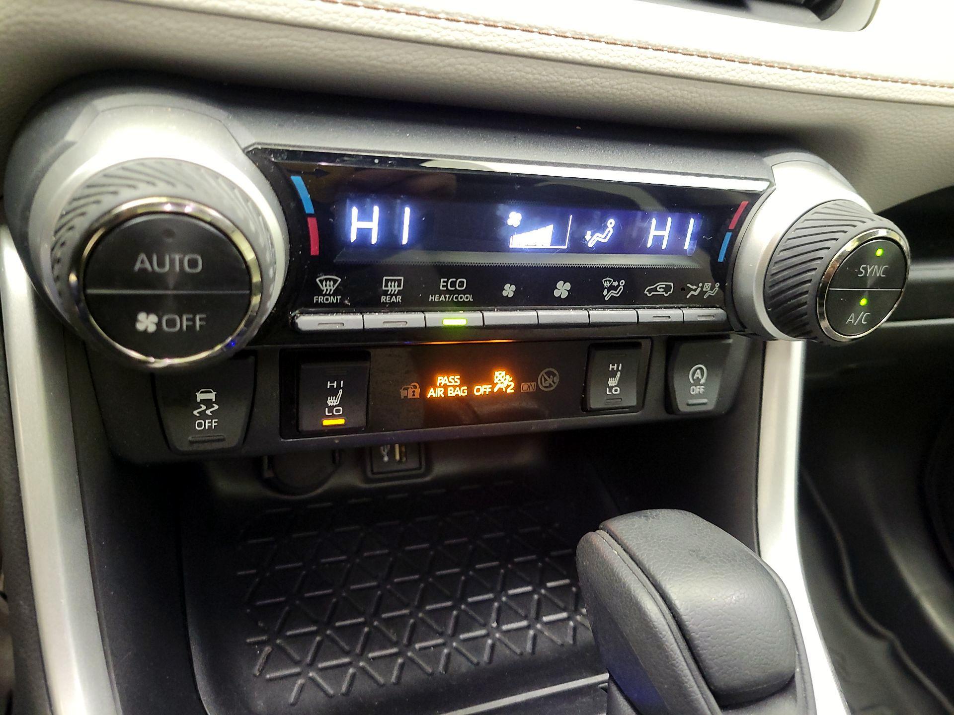 Thumbnail: 2023 Toyota RAV4 - 16