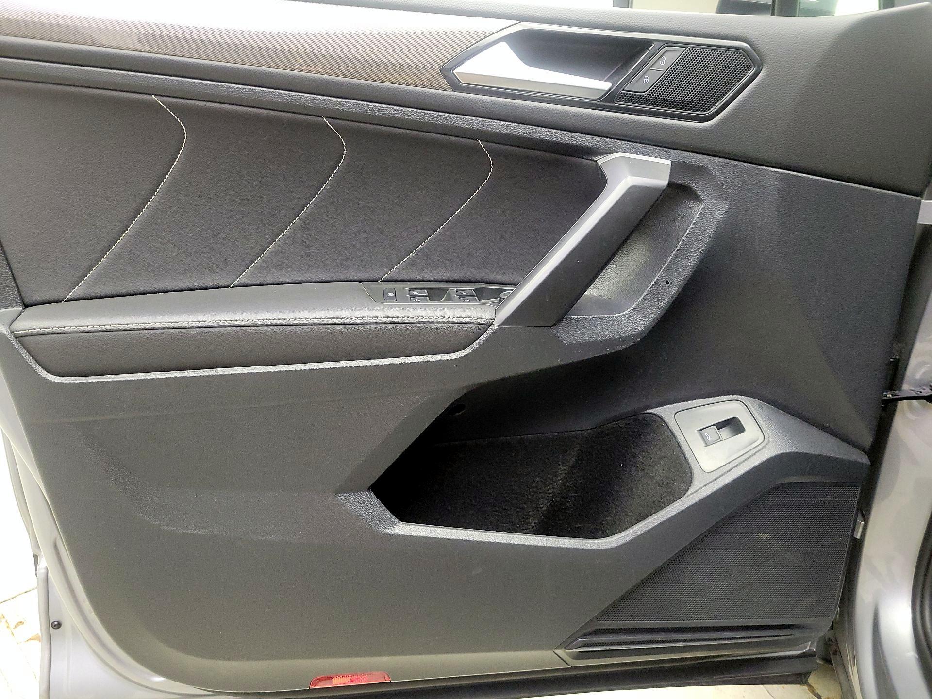 Thumbnail: 2024 Volkswagen Tiguan - 12