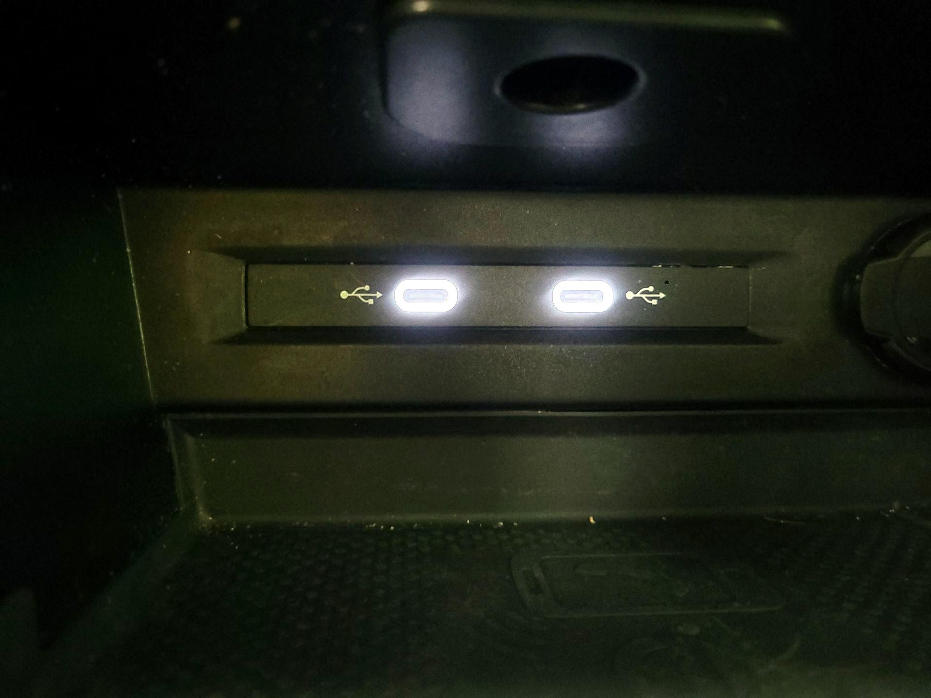 Thumbnail: 2024 Volkswagen Tiguan - 18