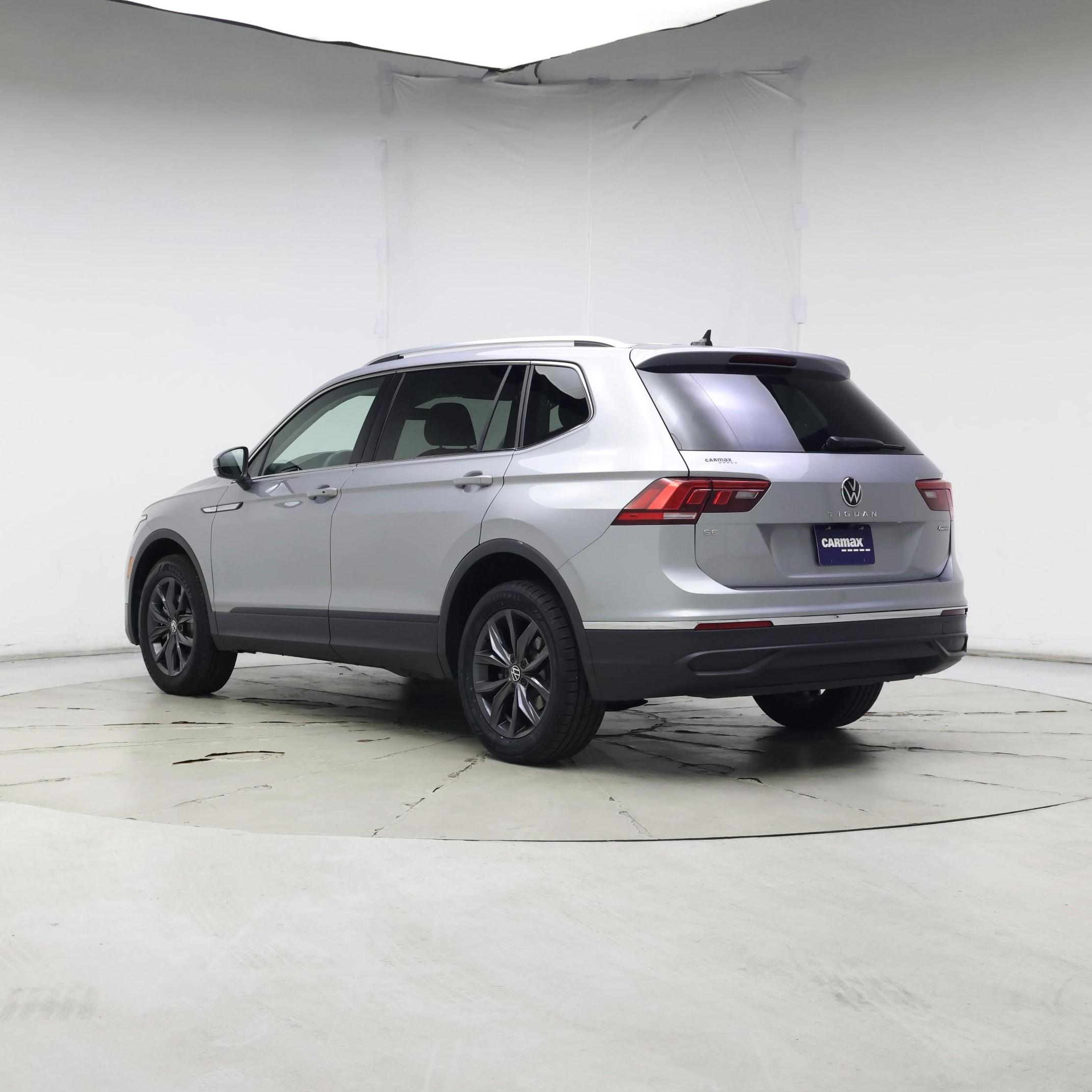 Thumbnail: 2024 Volkswagen Tiguan - 2