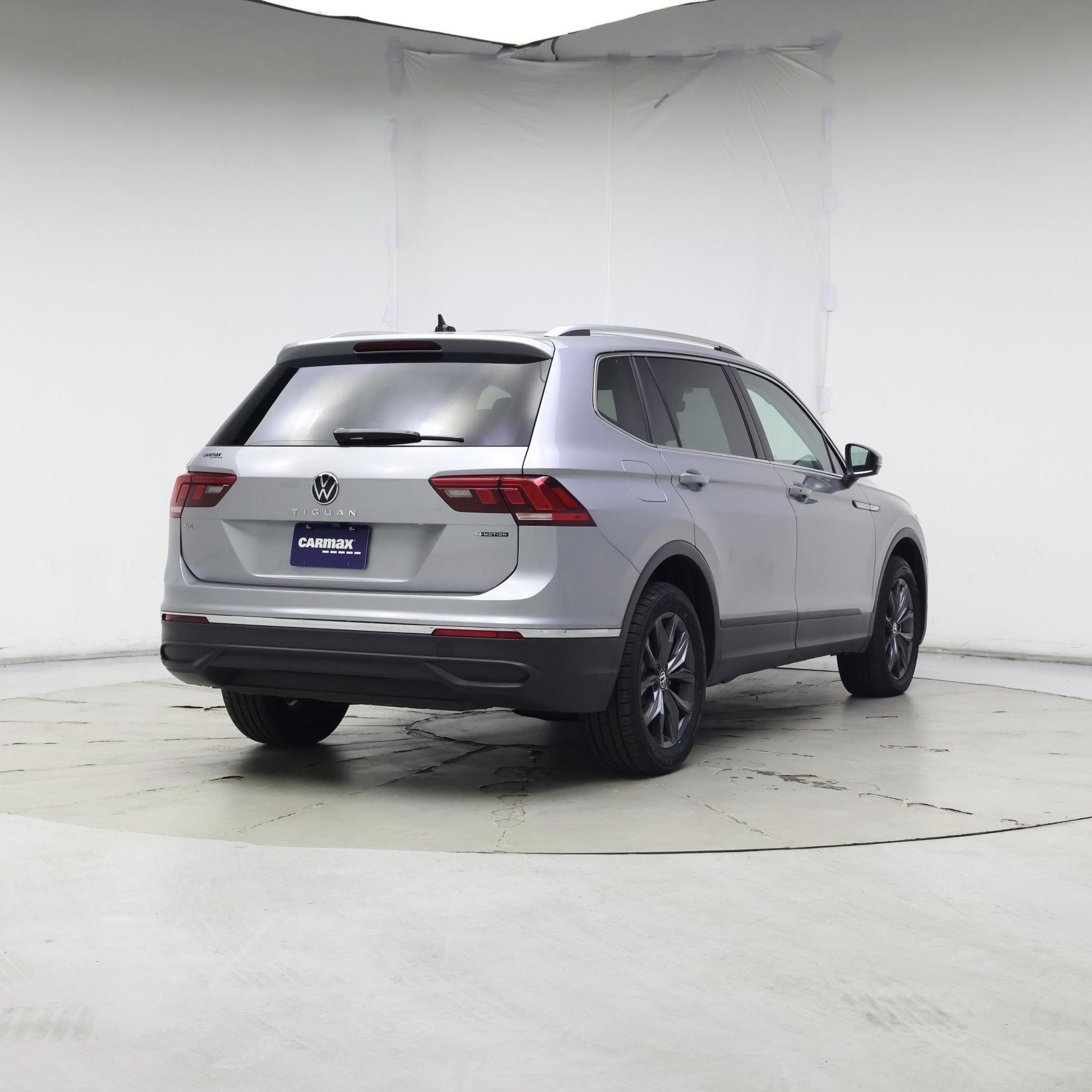 Thumbnail: 2024 Volkswagen Tiguan - 8