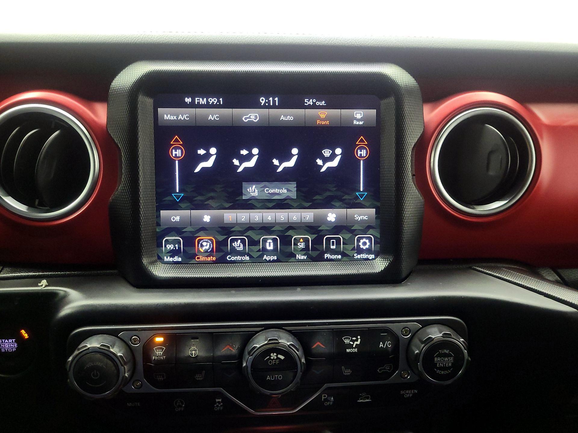 Thumbnail: 2022 Jeep Wrangler - 17