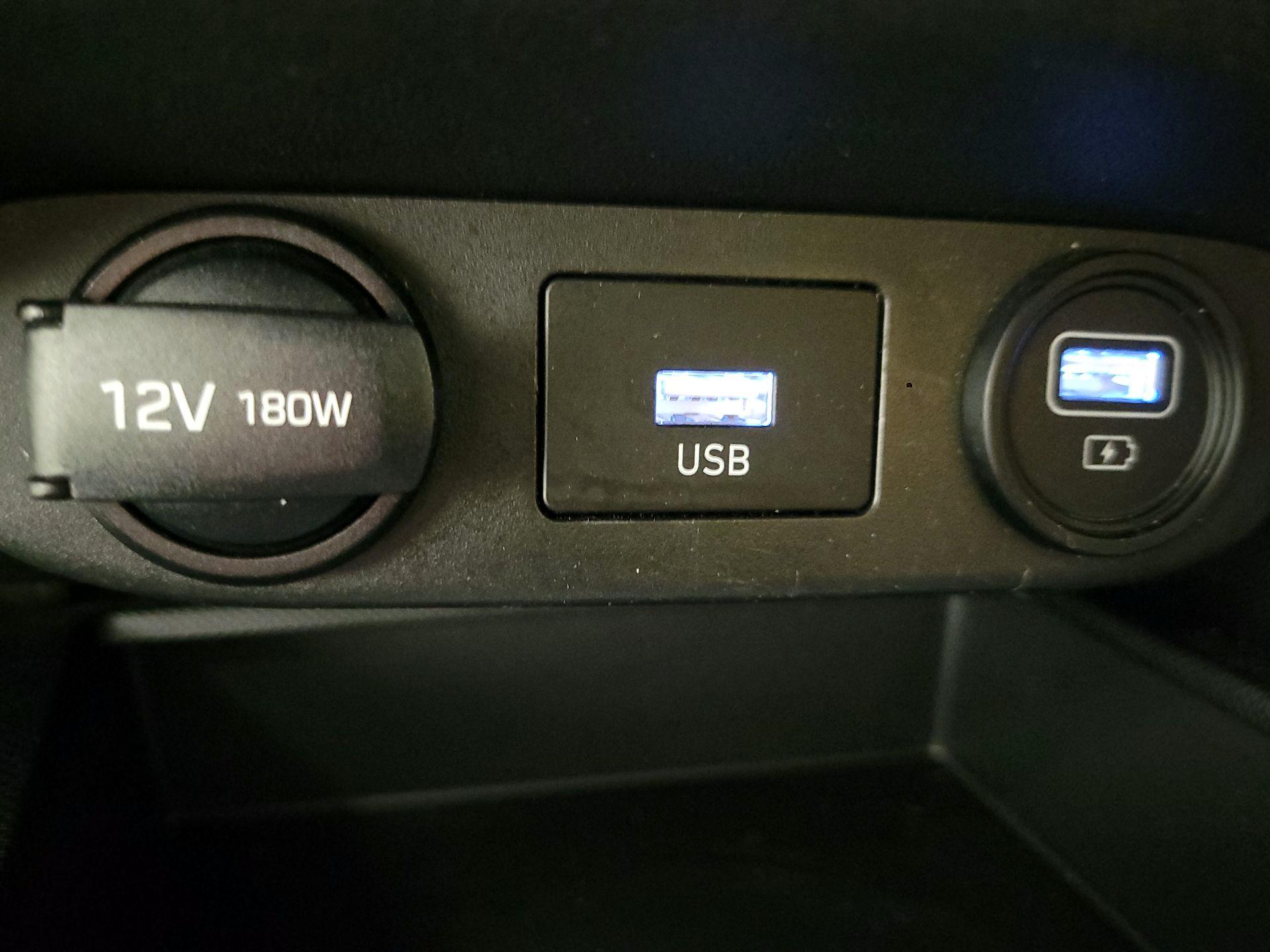 Thumbnail: 2023 Hyundai Elantra - 18