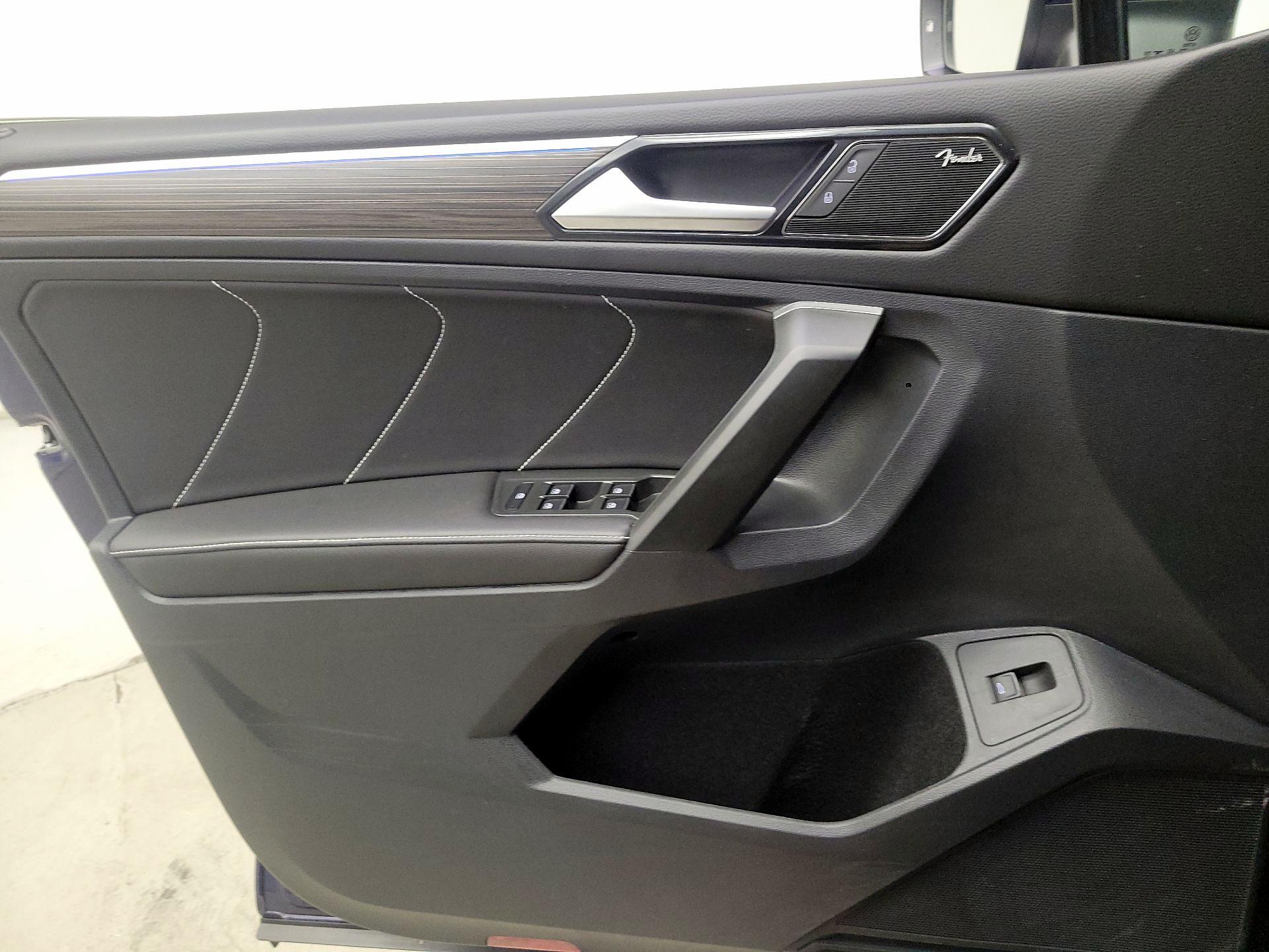 Thumbnail: 2024 Volkswagen Tiguan - 12