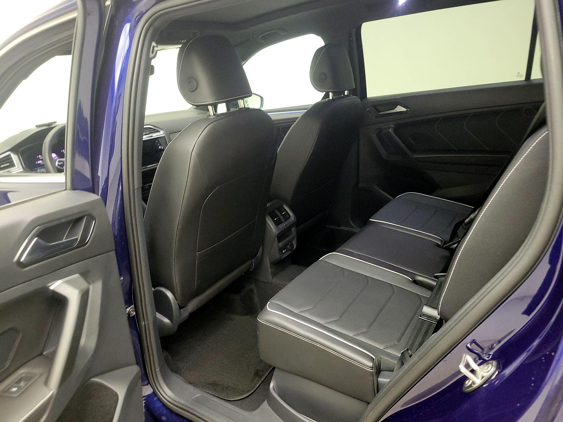 Thumbnail: 2024 Volkswagen Tiguan - 19