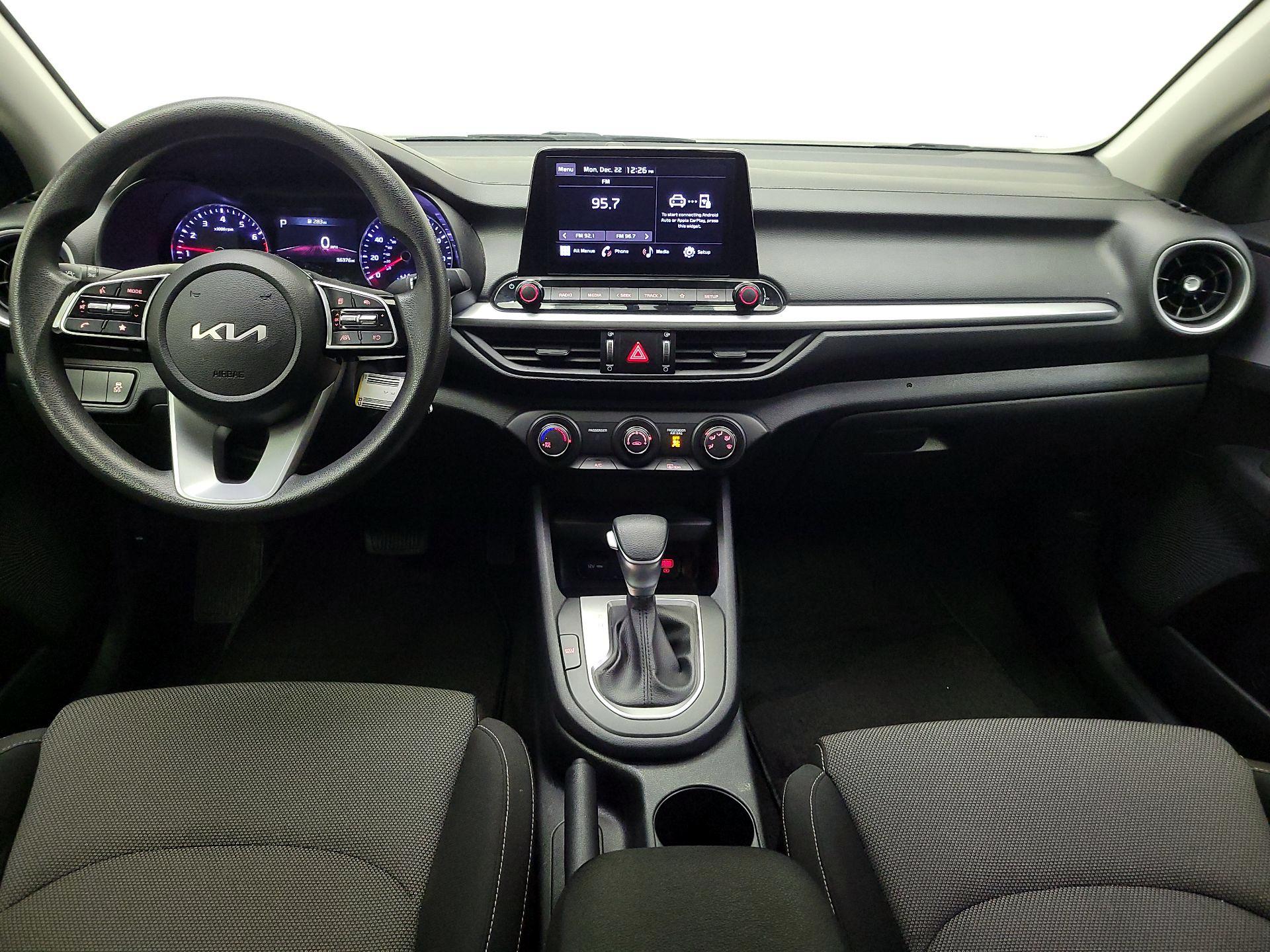 Thumbnail: 2024 Kia Forte - 9