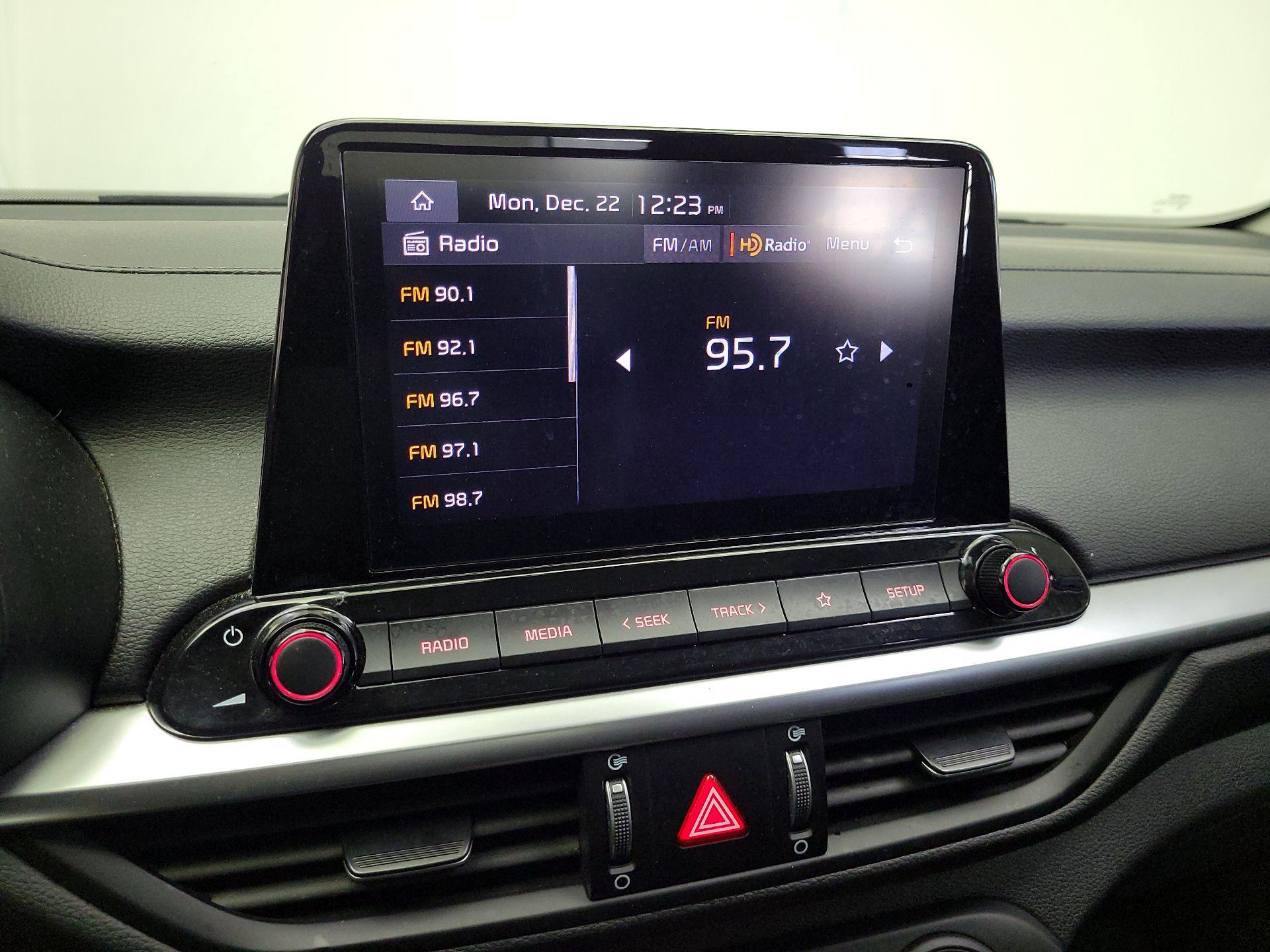 Thumbnail: 2024 Kia Forte - 15