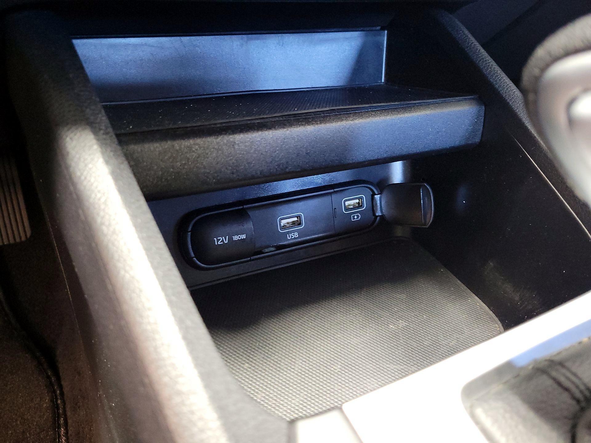 Thumbnail: 2024 Kia Forte - 18