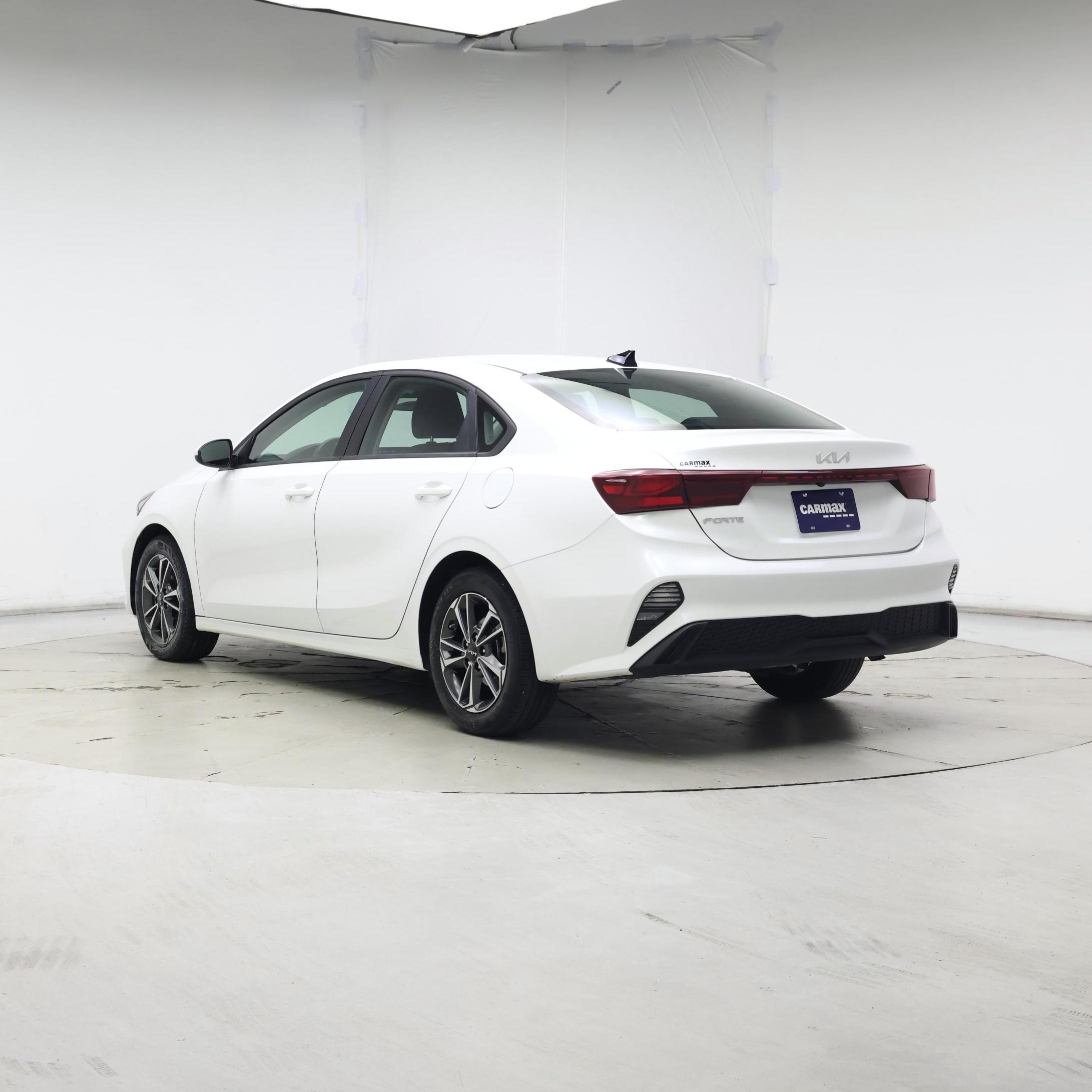 Thumbnail: 2024 Kia Forte - 2