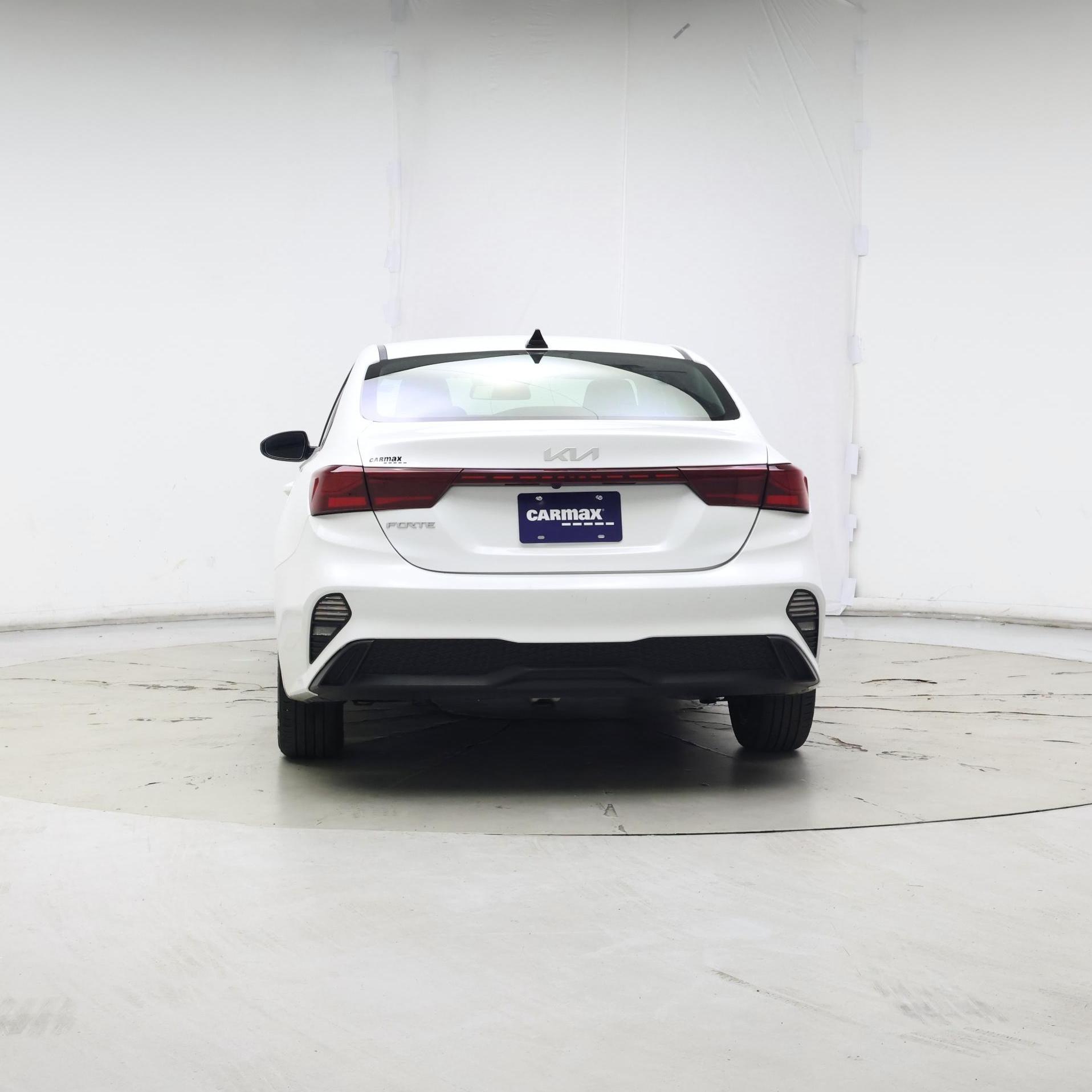 Thumbnail: 2024 Kia Forte - 6