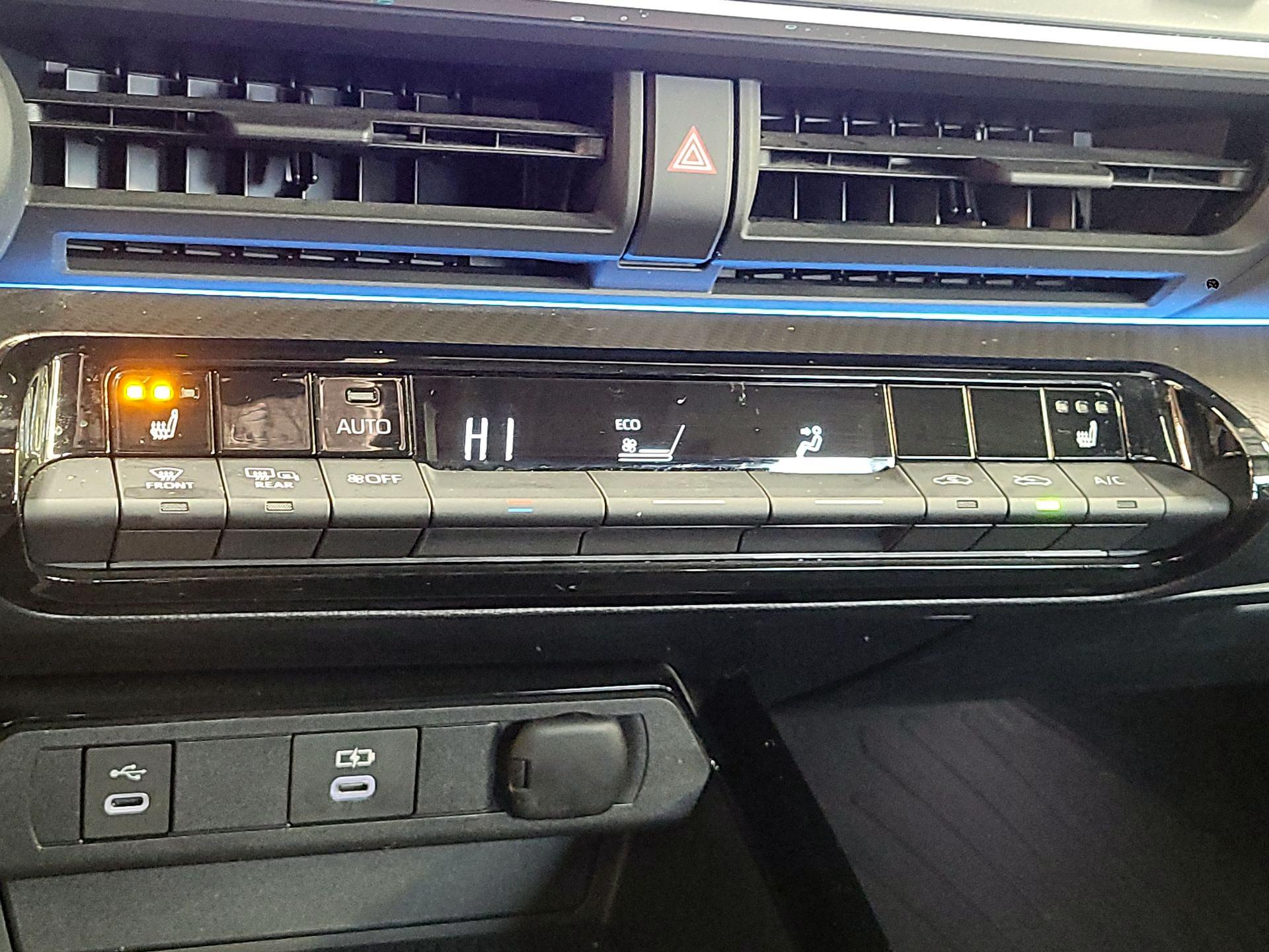 Thumbnail: 2023 Toyota Prius - 16