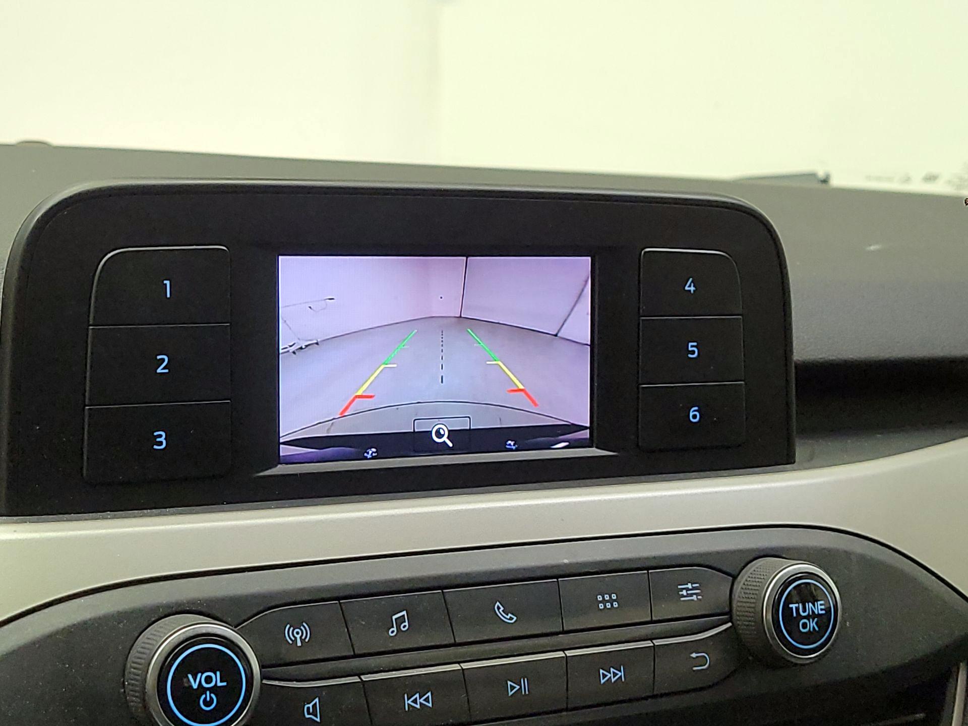 Thumbnail: 2022 Ford Escape - 14