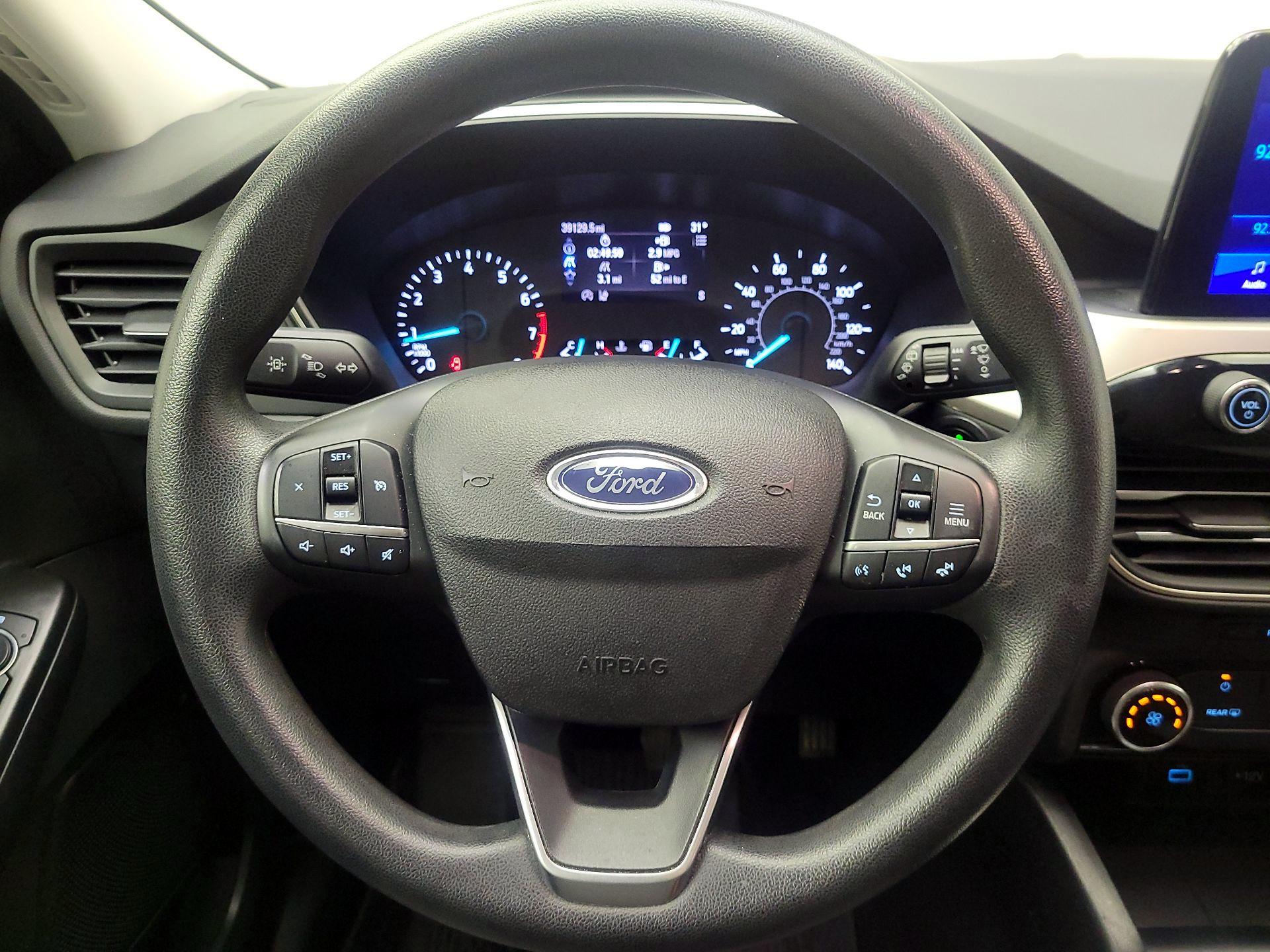 Thumbnail: 2022 Ford Escape - 10