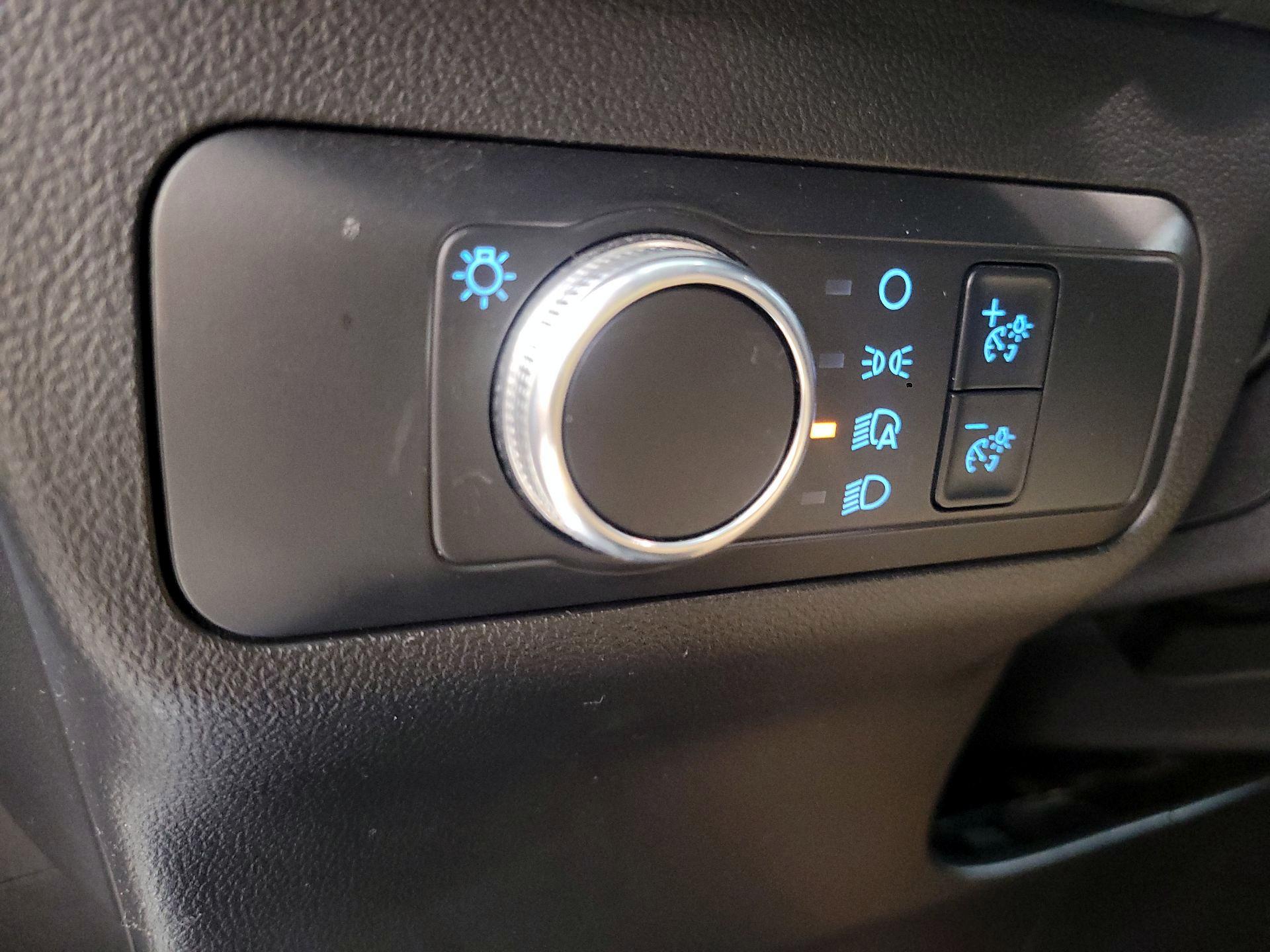 Thumbnail: 2022 Ford Escape - 13