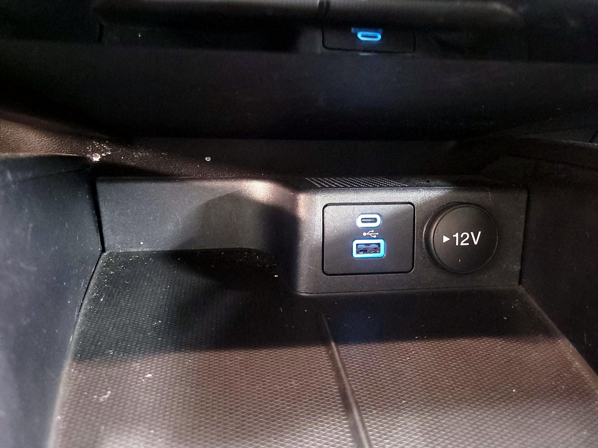 Thumbnail: 2022 Ford Escape - 18