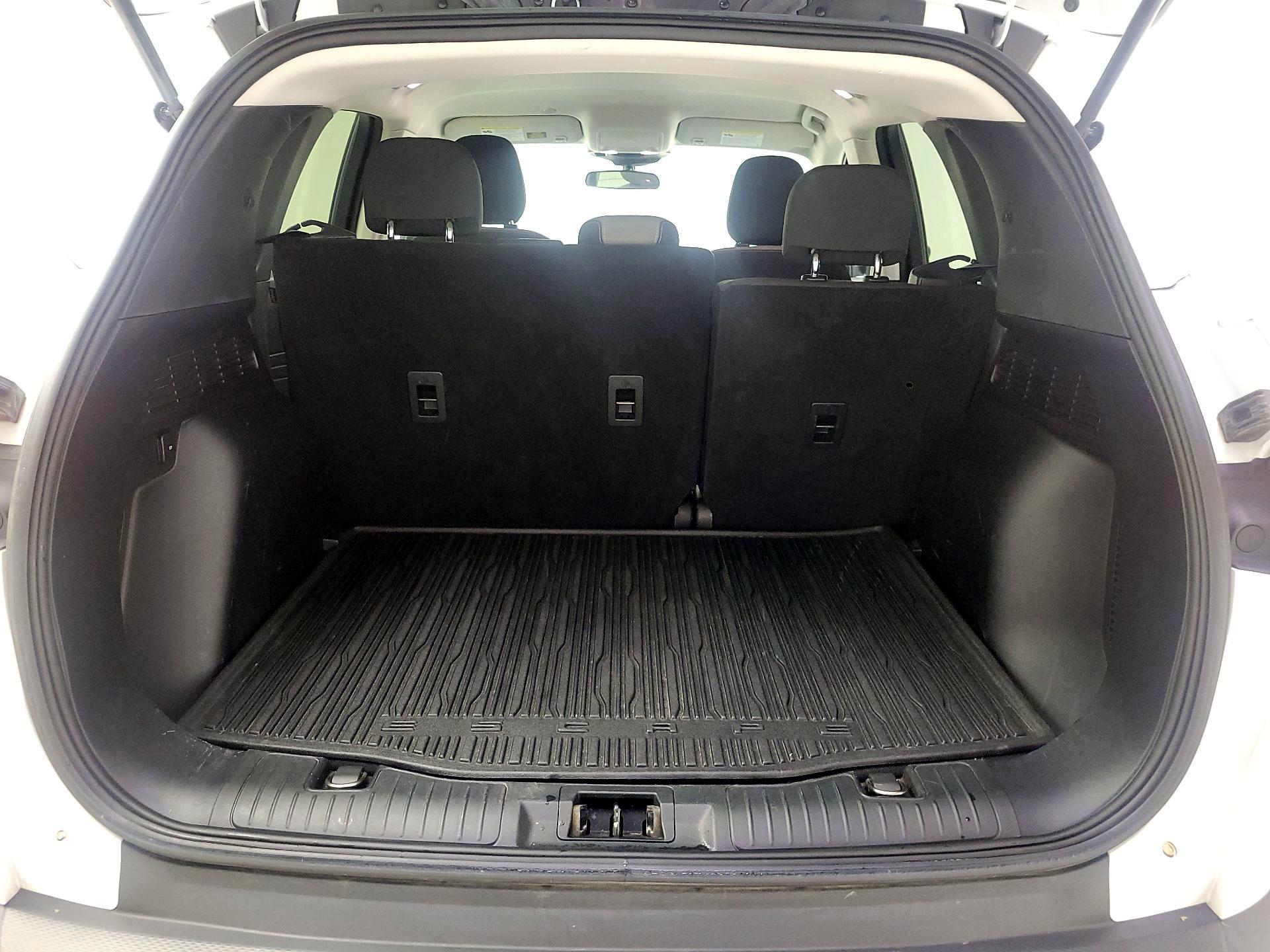 Thumbnail: 2022 Ford Escape - 20