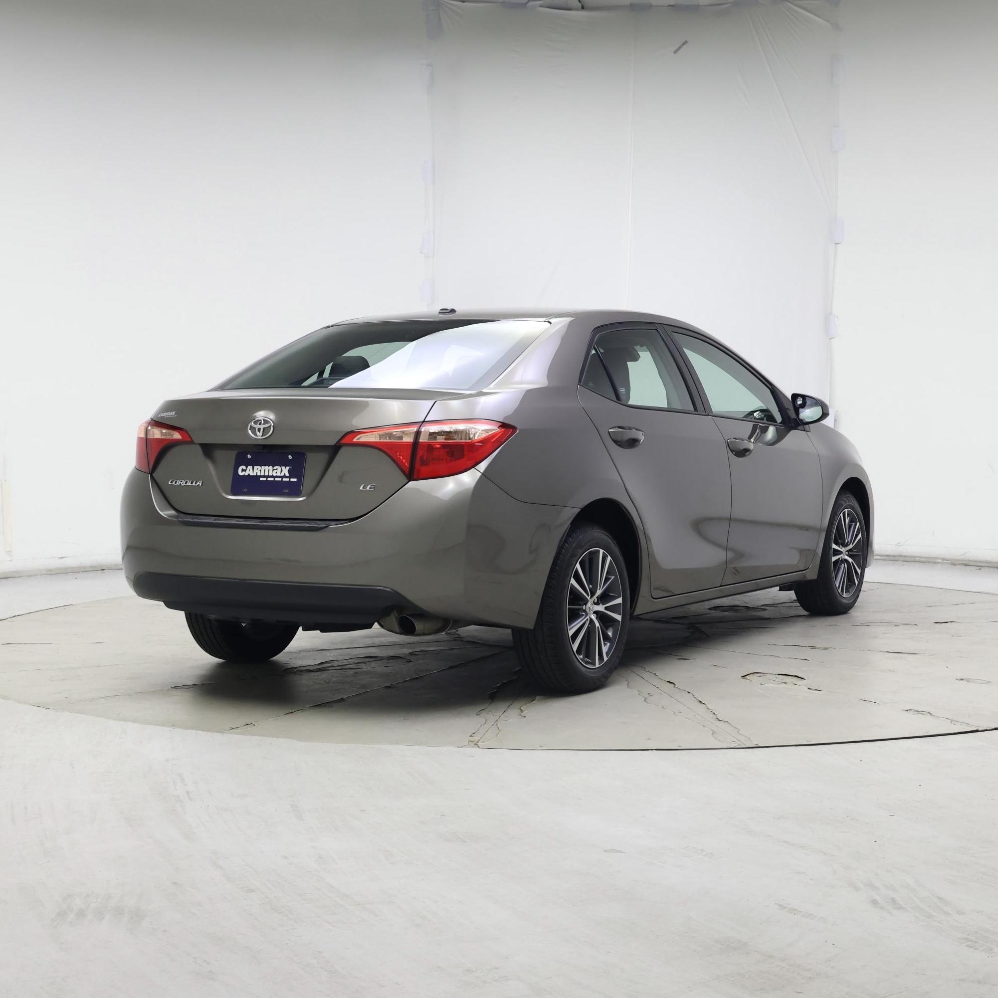 Thumbnail: 2017 Toyota Corolla - 8