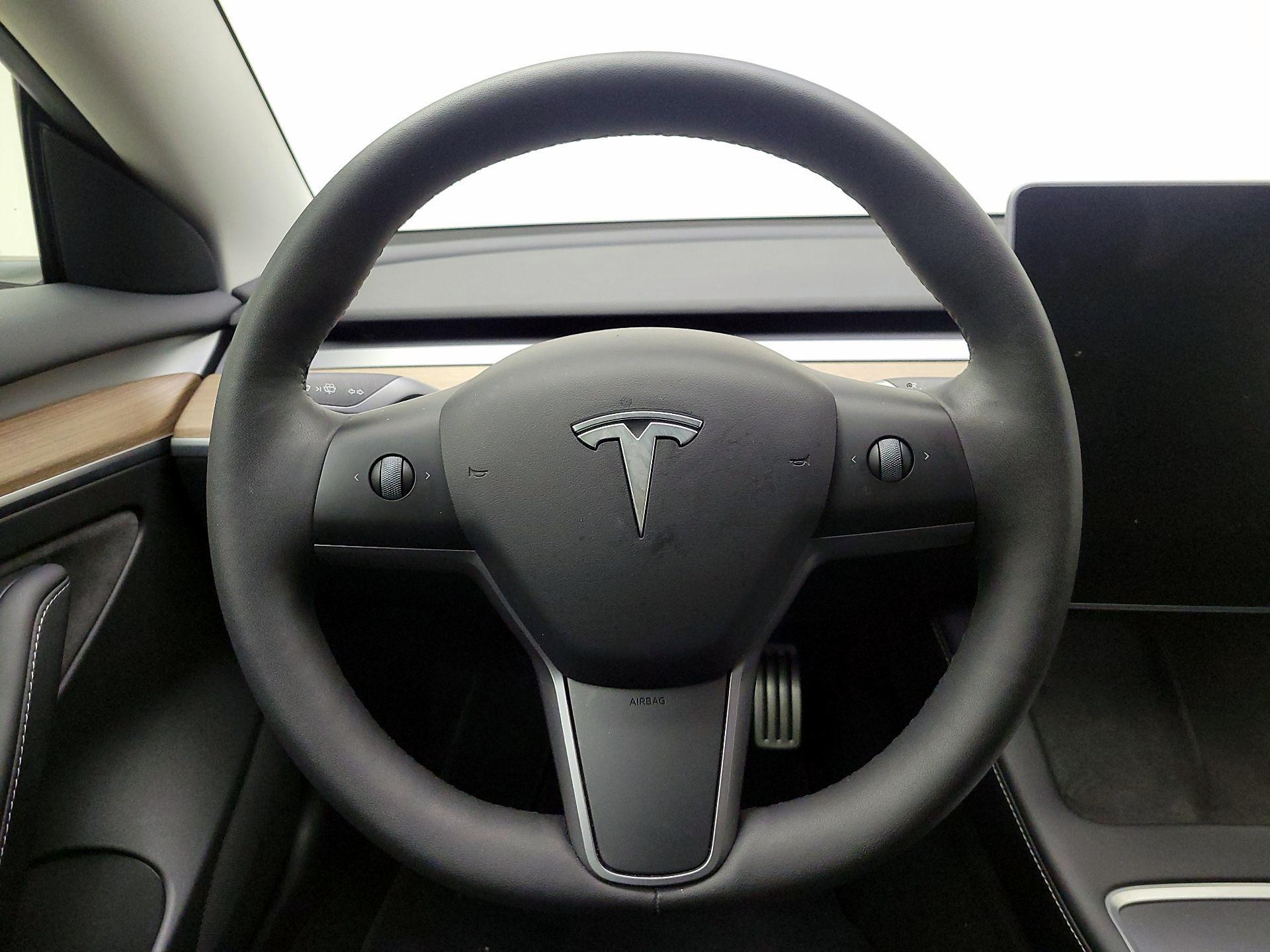 Thumbnail: 2022 Tesla Model 3 - 10