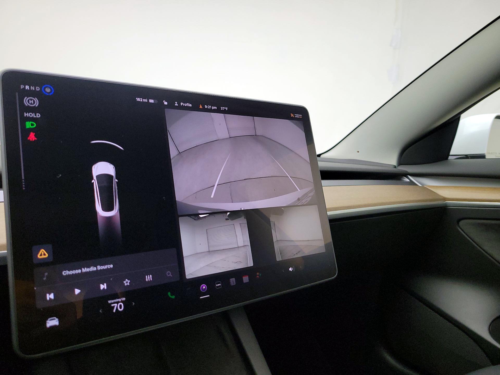 Thumbnail: 2022 Tesla Model 3 - 14