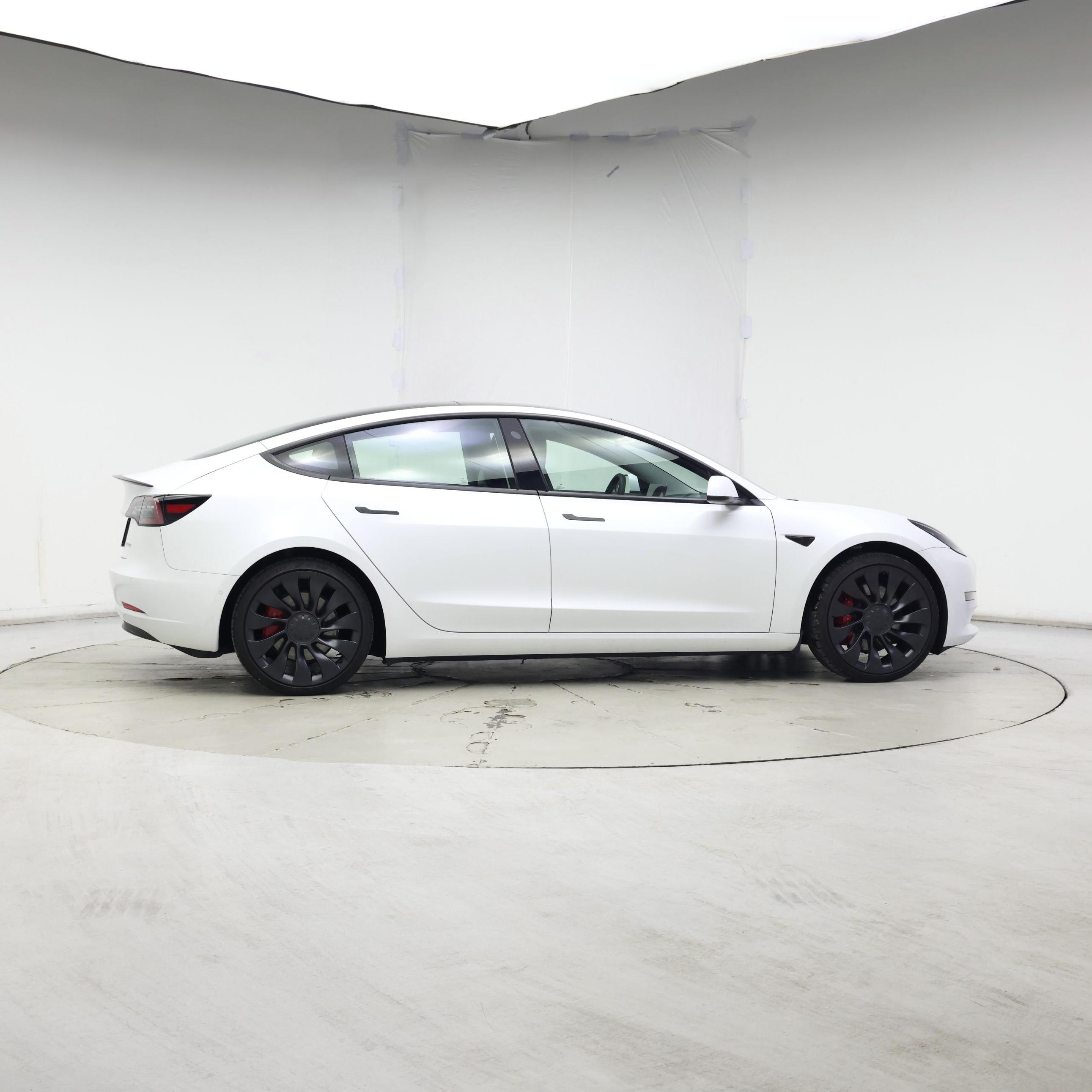 Thumbnail: 2022 Tesla Model 3 - 7
