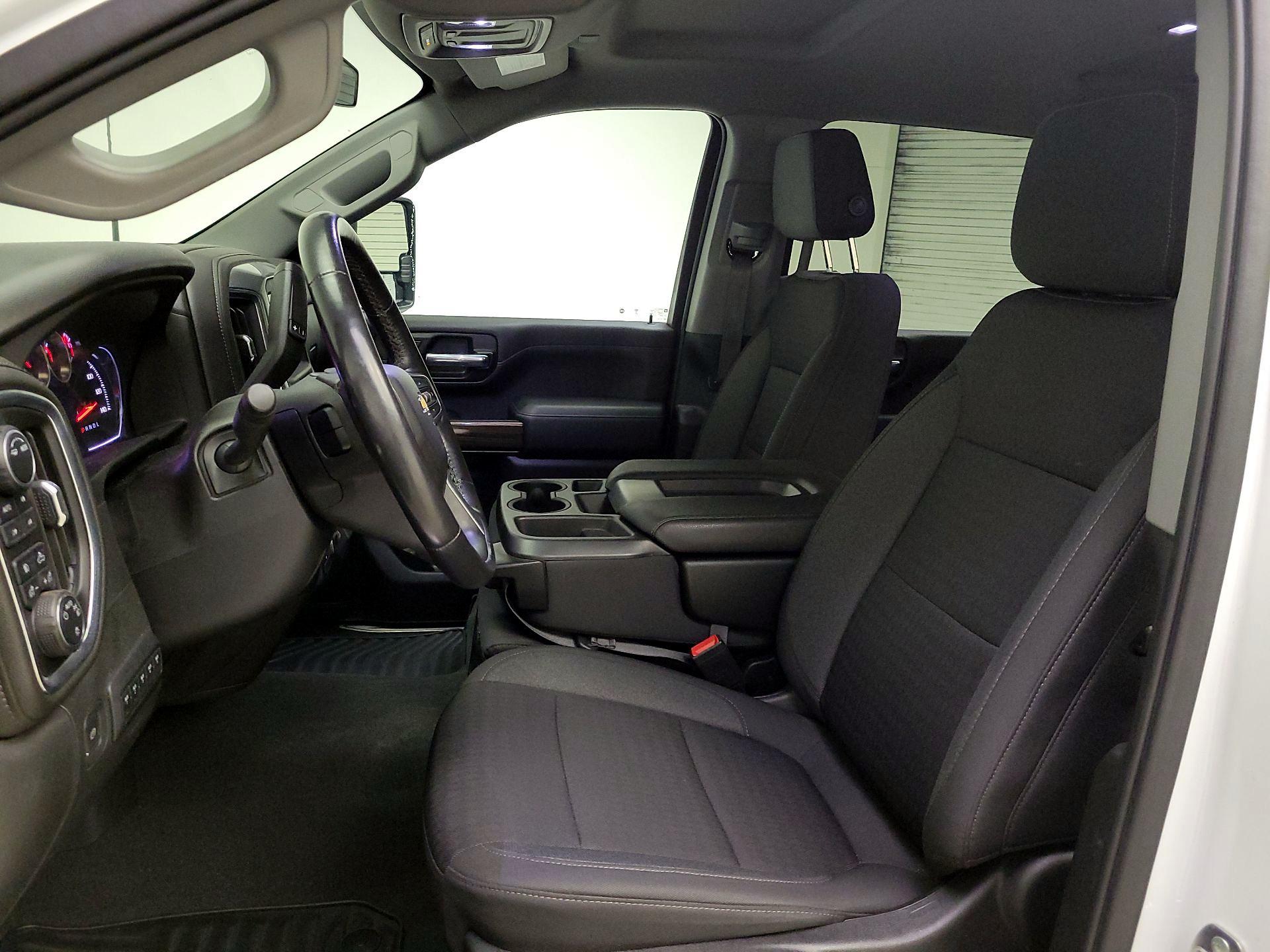 Thumbnail: 2023 Chevrolet Silverado 3500 - 11