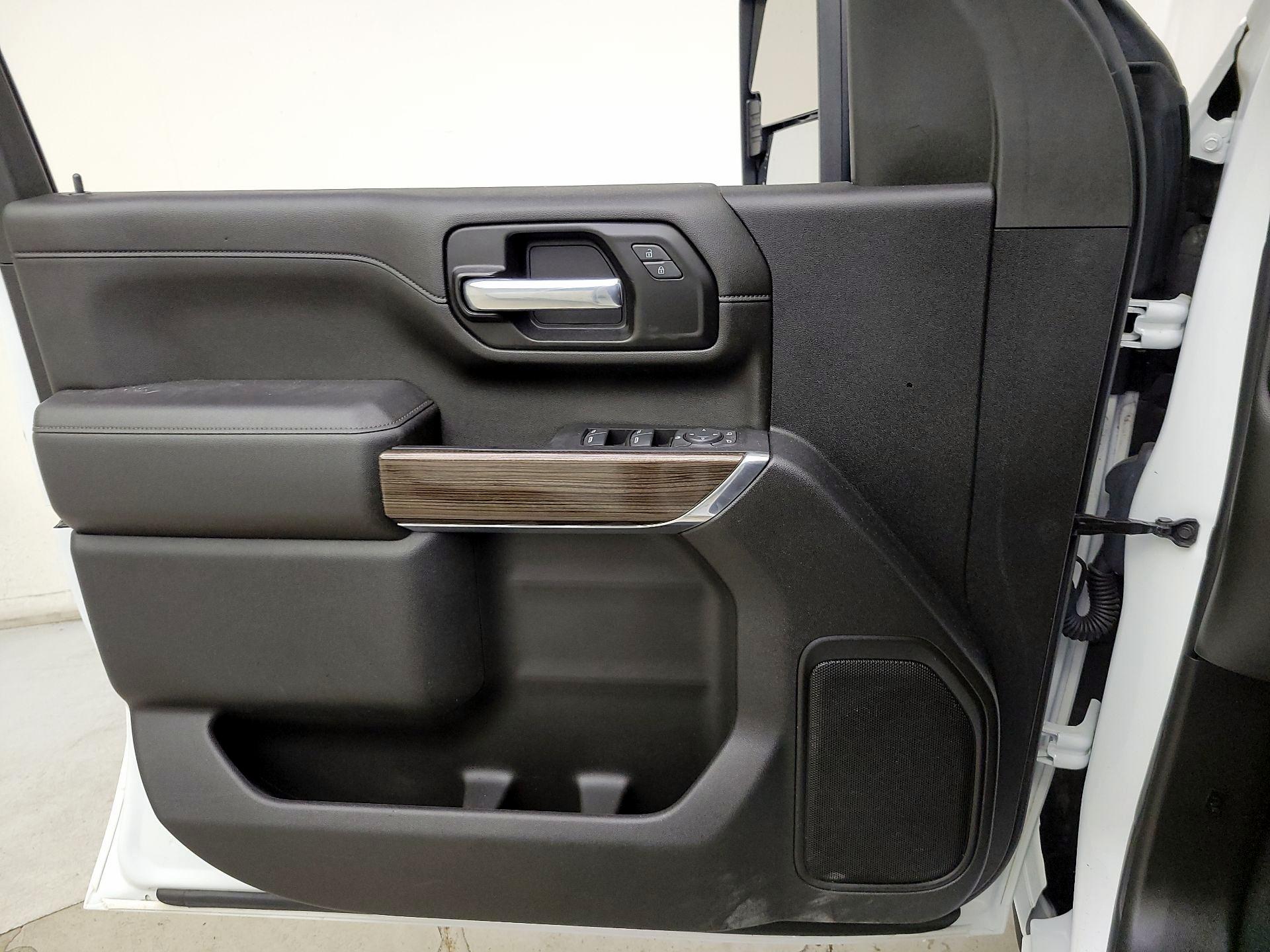 Thumbnail: 2023 Chevrolet Silverado 3500 - 12