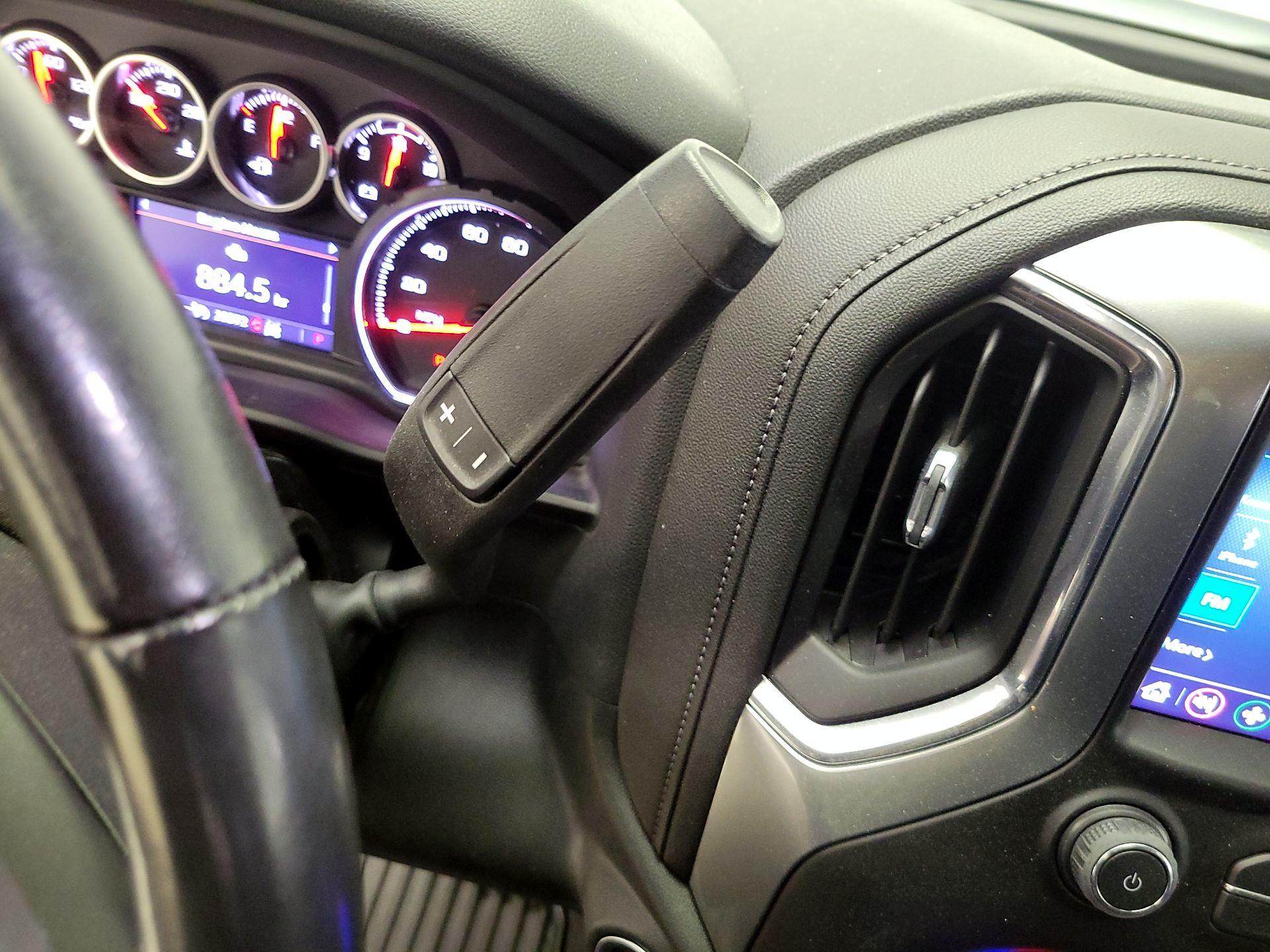 Thumbnail: 2023 Chevrolet Silverado 3500 - 17