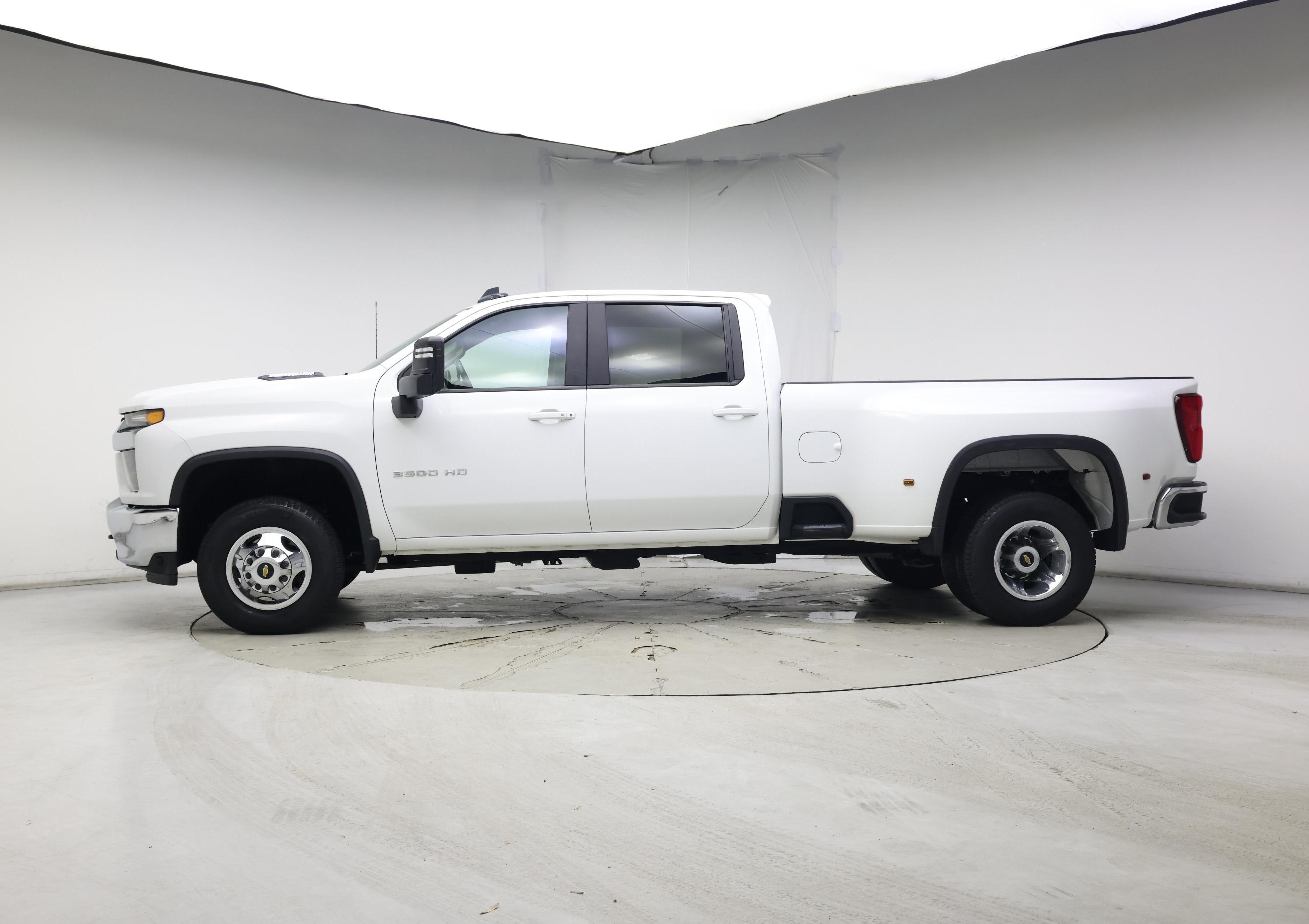 Thumbnail: 2023 Chevrolet Silverado 3500 - 3