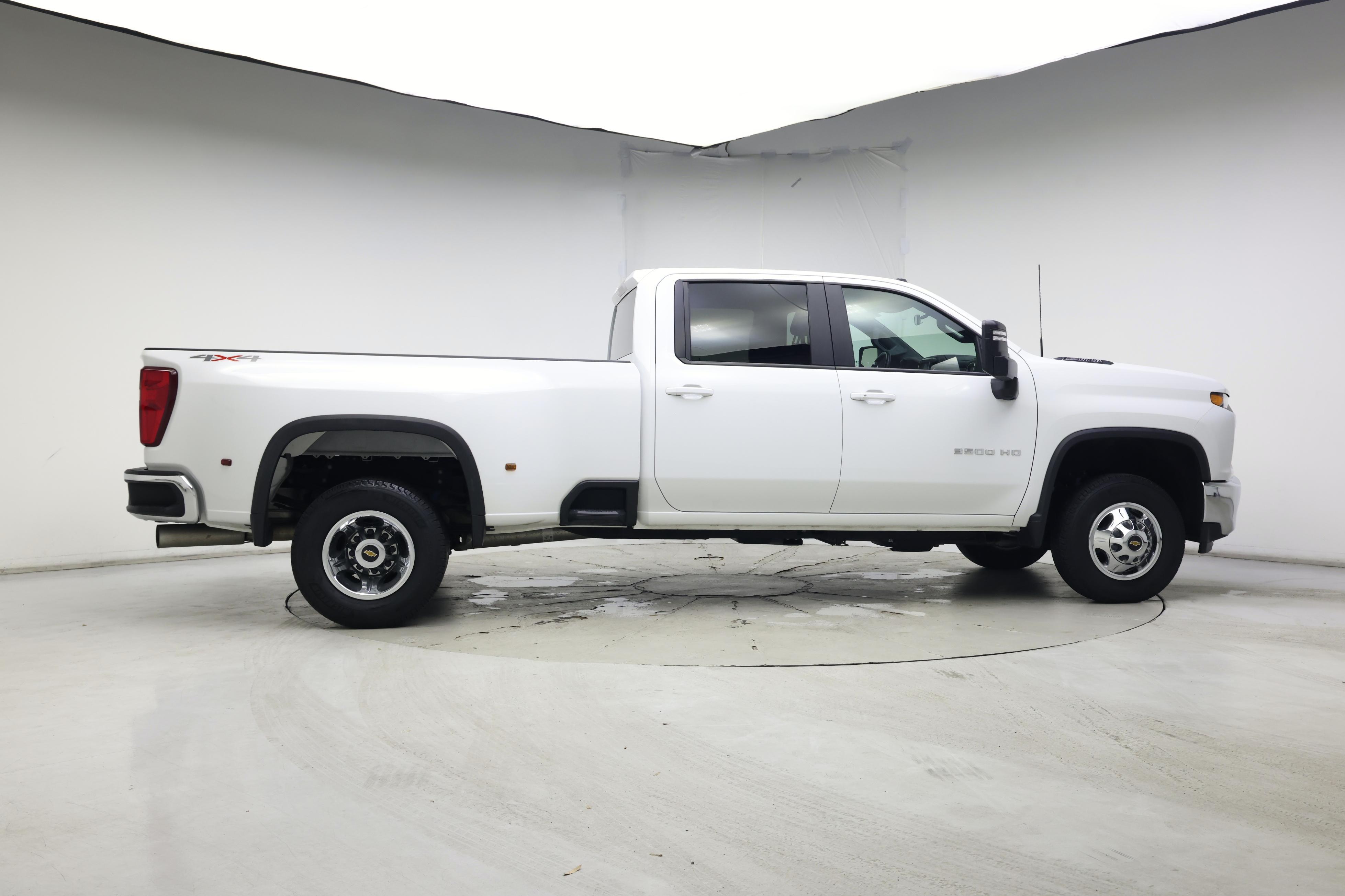 Thumbnail: 2023 Chevrolet Silverado 3500 - 7