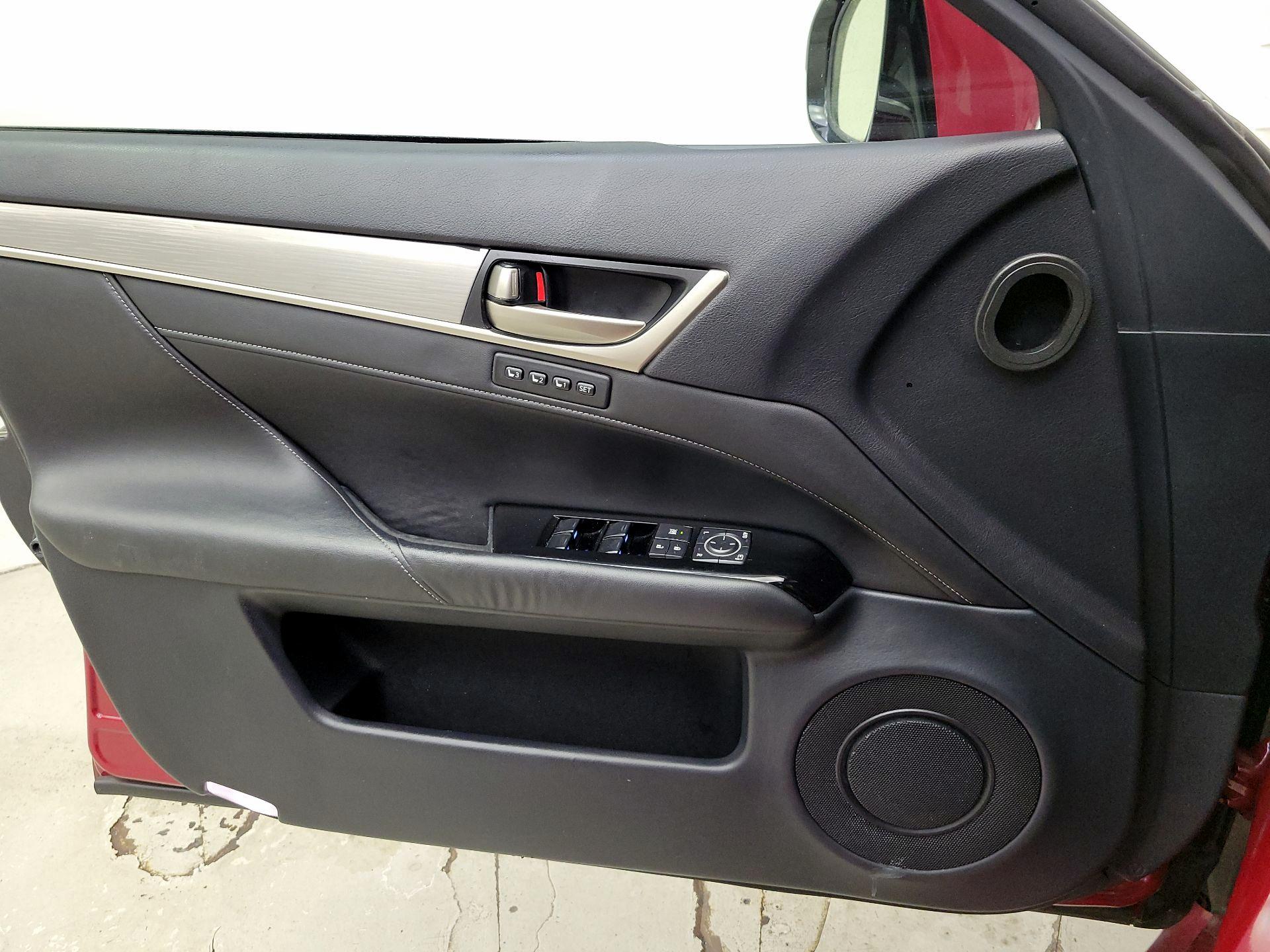 Thumbnail: 2014 Lexus GS - 12