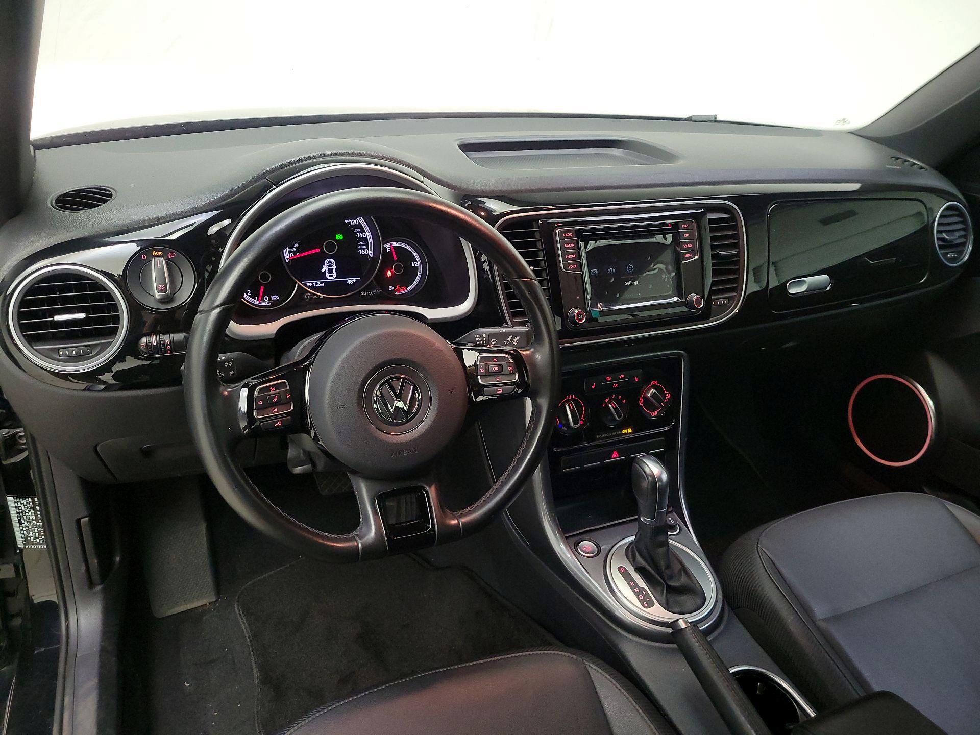 Thumbnail: 2018 Volkswagen Beetle - 9