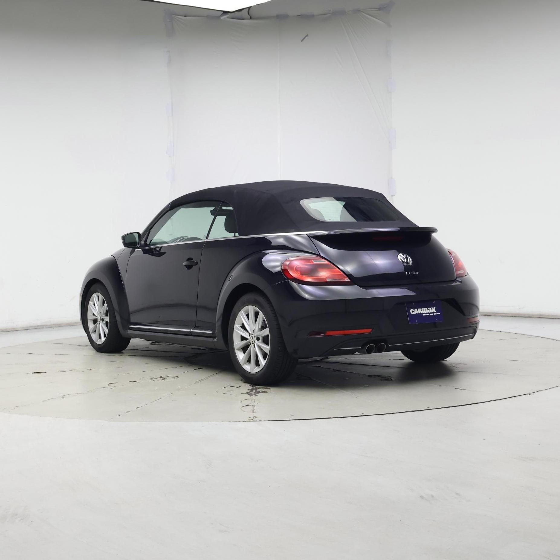 Thumbnail: 2018 Volkswagen Beetle - 2