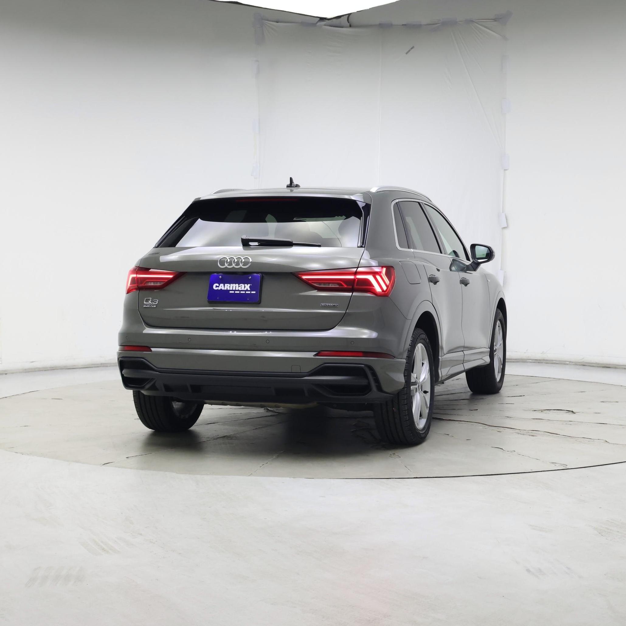 Thumbnail: 2021 Audi Q3 - 8