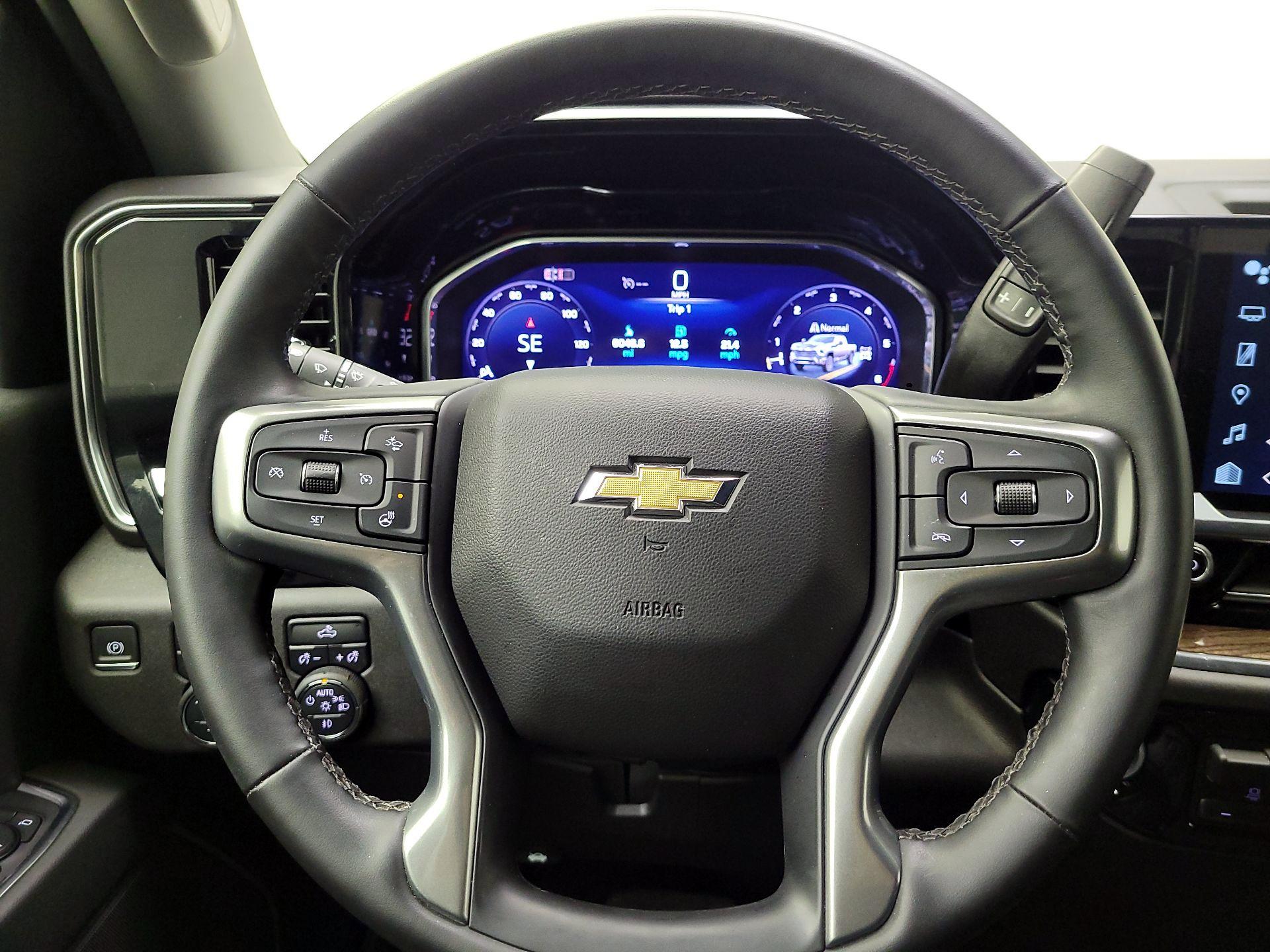 Thumbnail: 2024 Chevrolet Silverado 2500 - 10