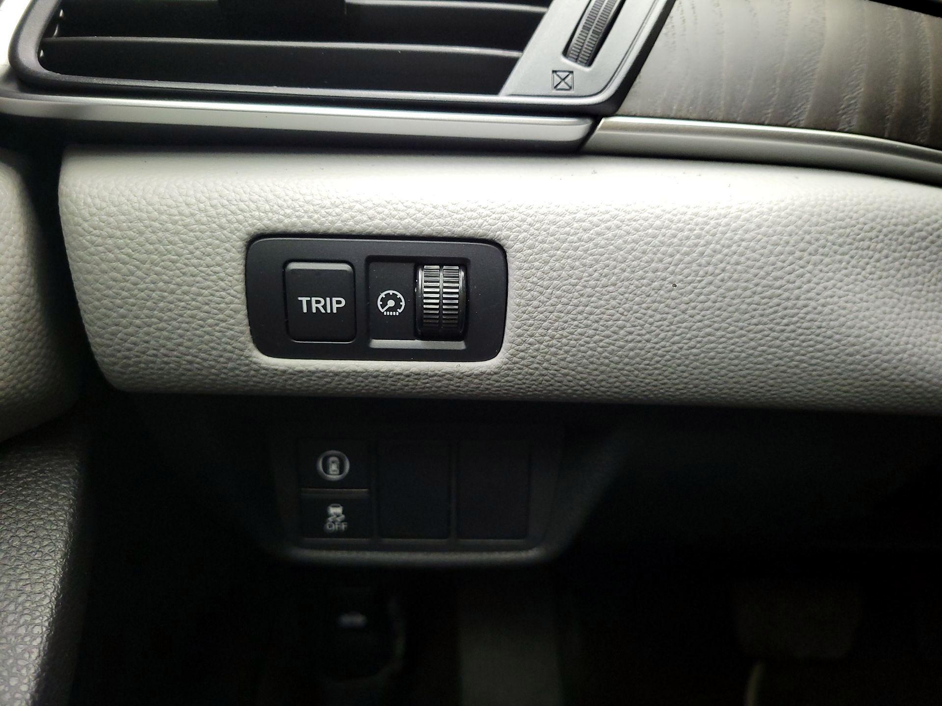 Thumbnail: 2019 Honda Accord - 13