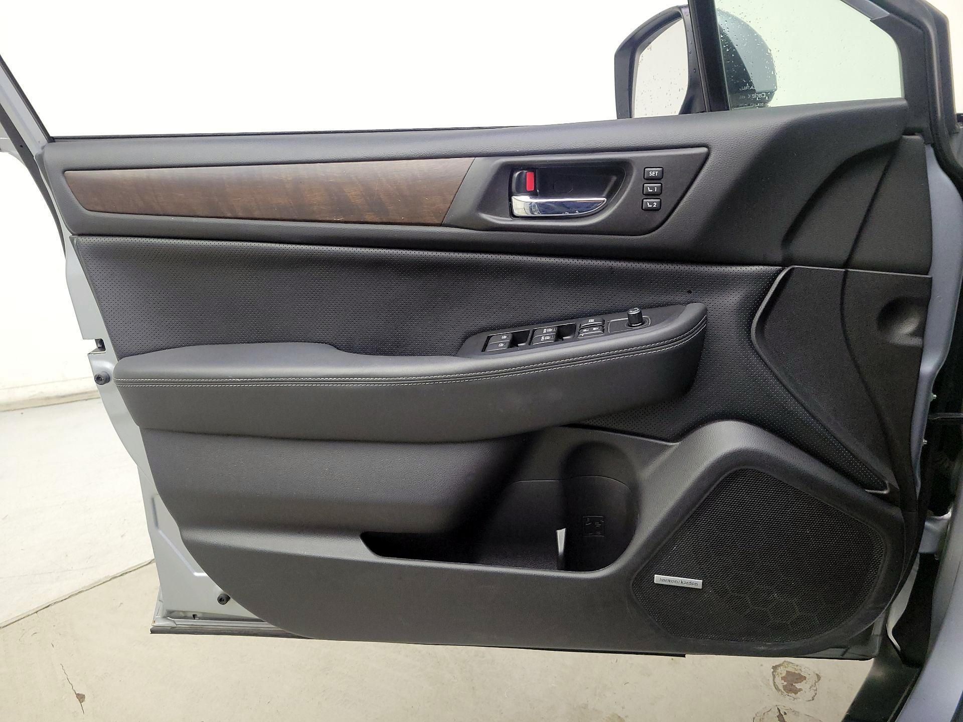 Thumbnail: 2016 Subaru Outback - 12