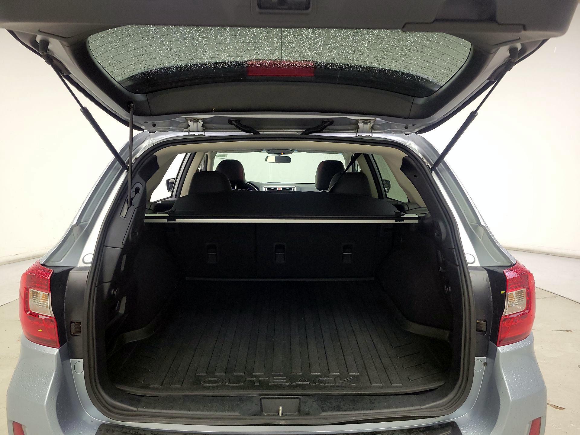 Thumbnail: 2016 Subaru Outback - 20