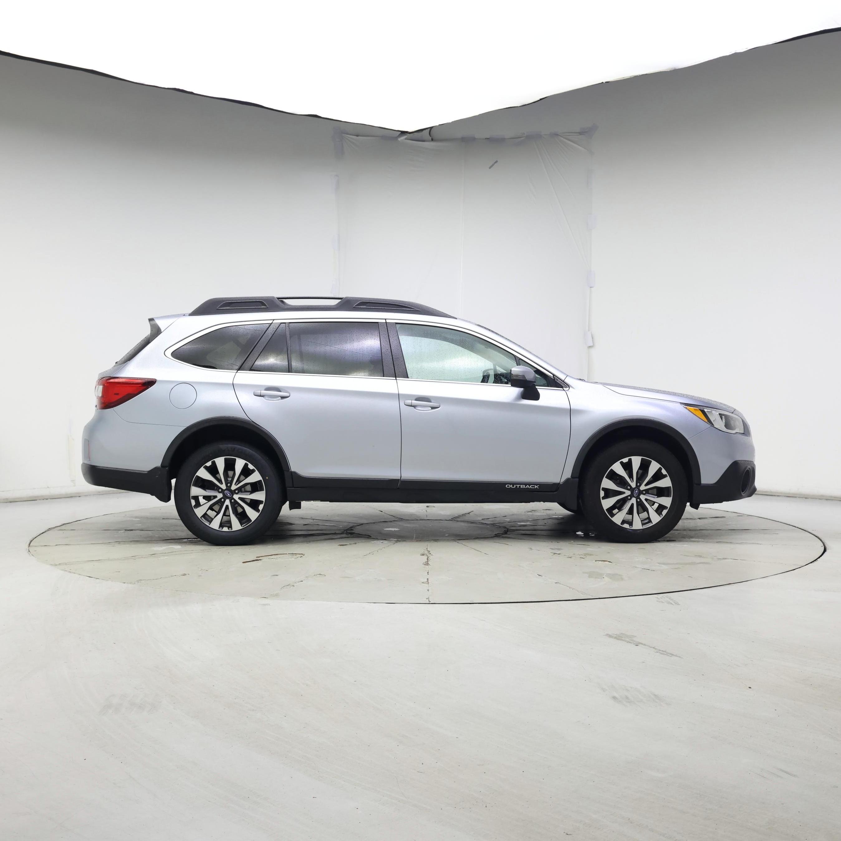 Thumbnail: 2016 Subaru Outback - 7