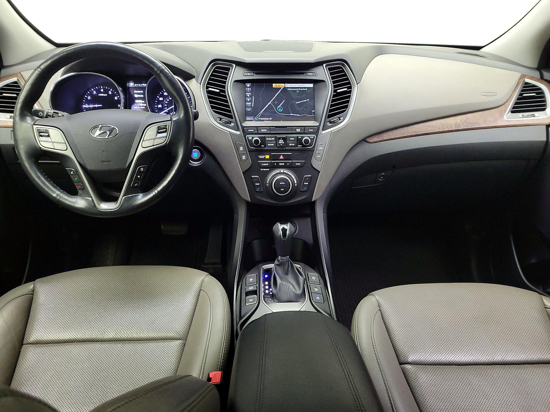 Thumbnail: 2018 Hyundai Santa Fe - 9