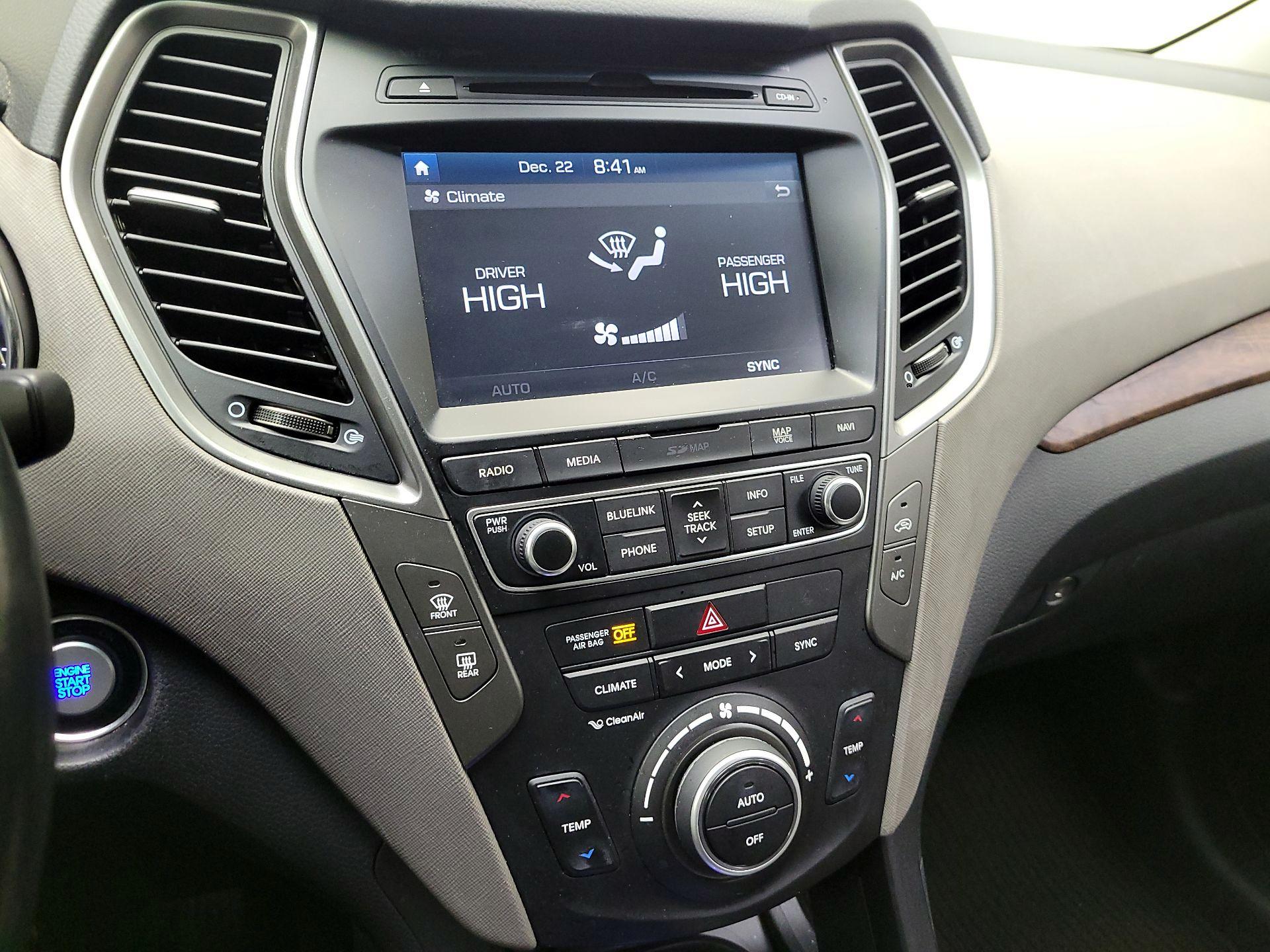 Thumbnail: 2018 Hyundai Santa Fe - 17