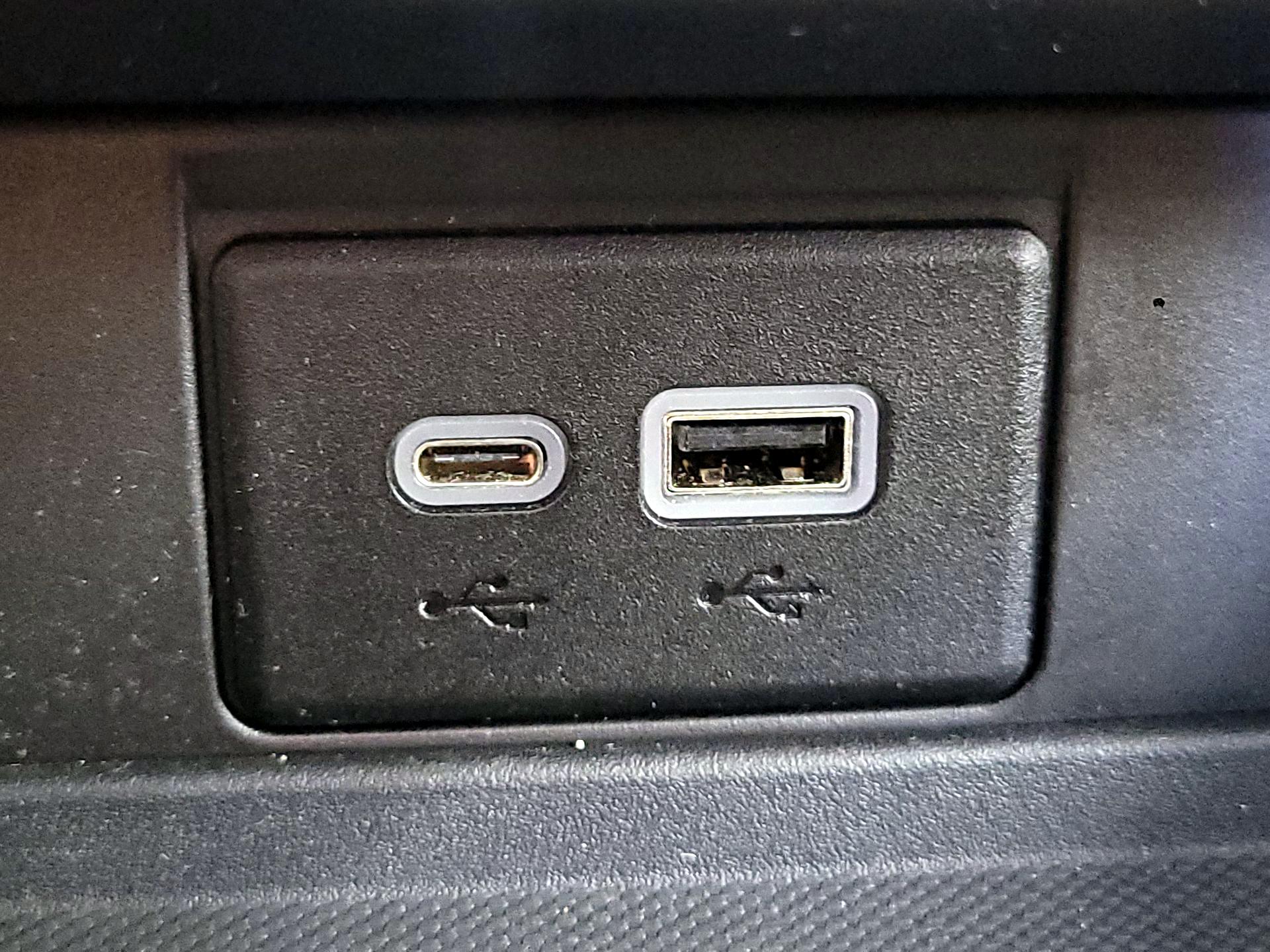 Thumbnail: 2021 Chevrolet Suburban - 19