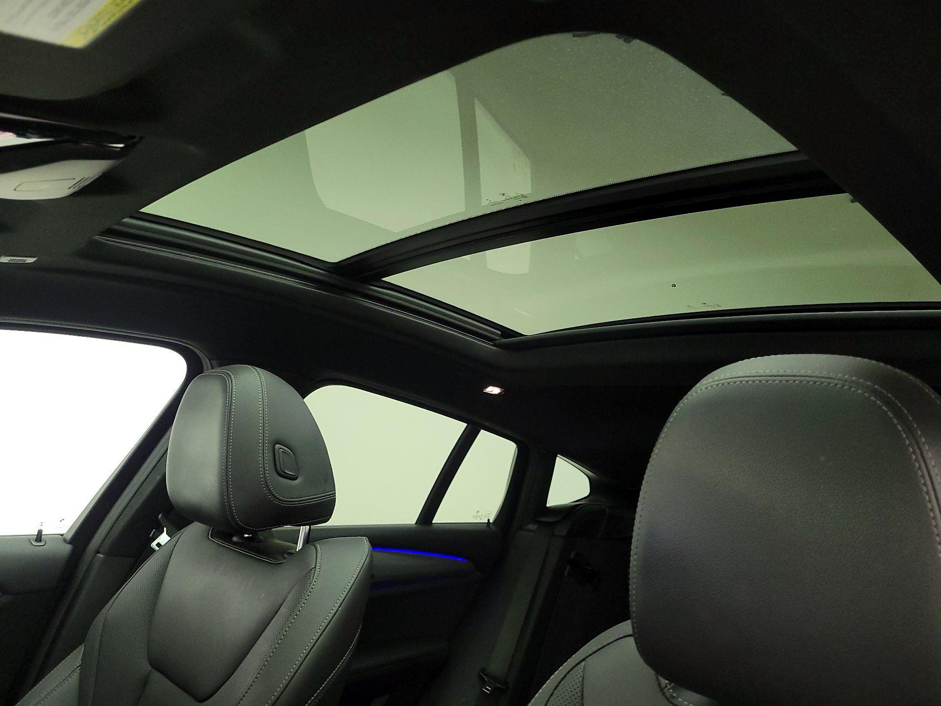 Thumbnail: 2022 BMW X4 - 20