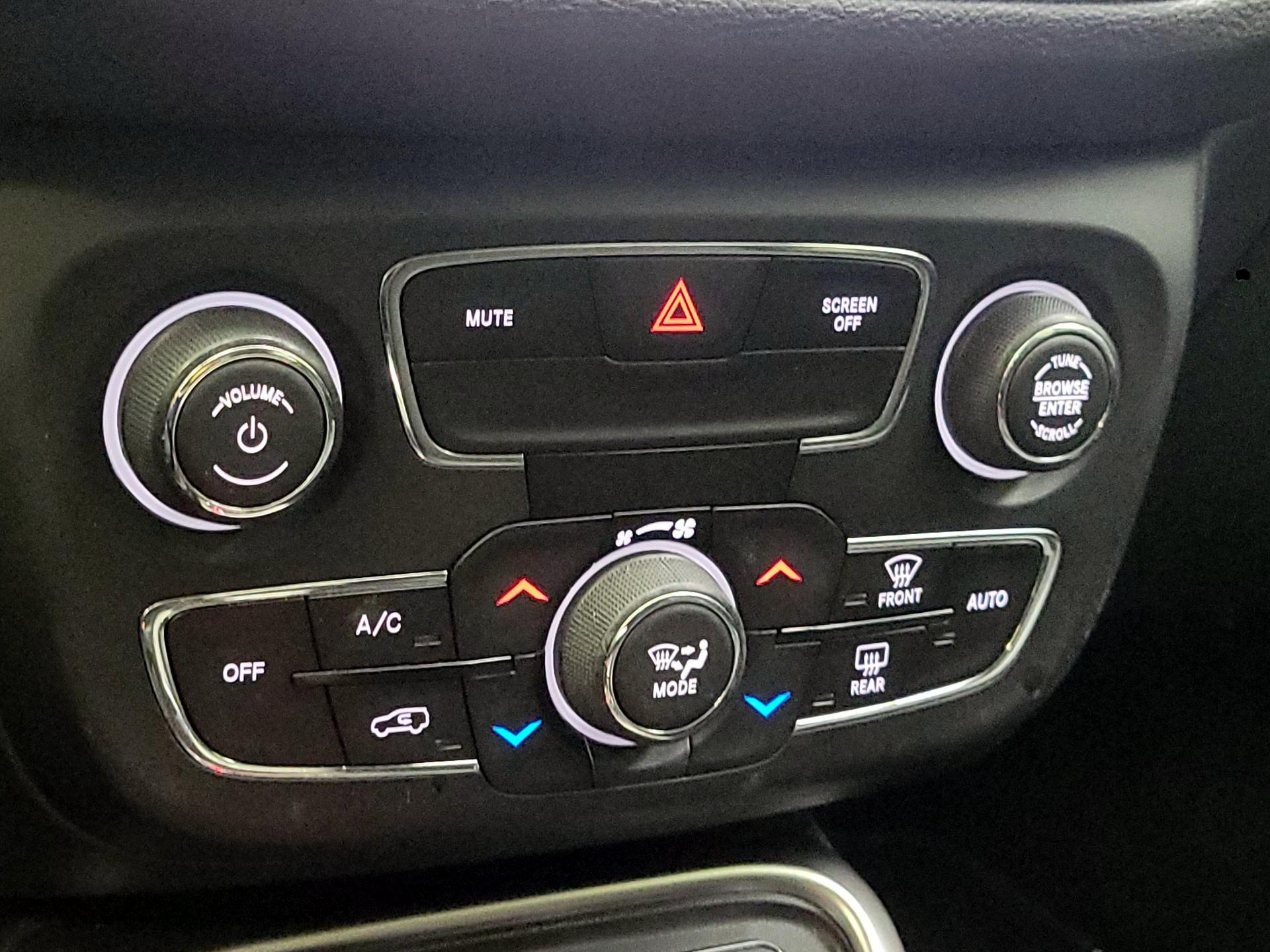 Thumbnail: 2017 Jeep Compass - 17