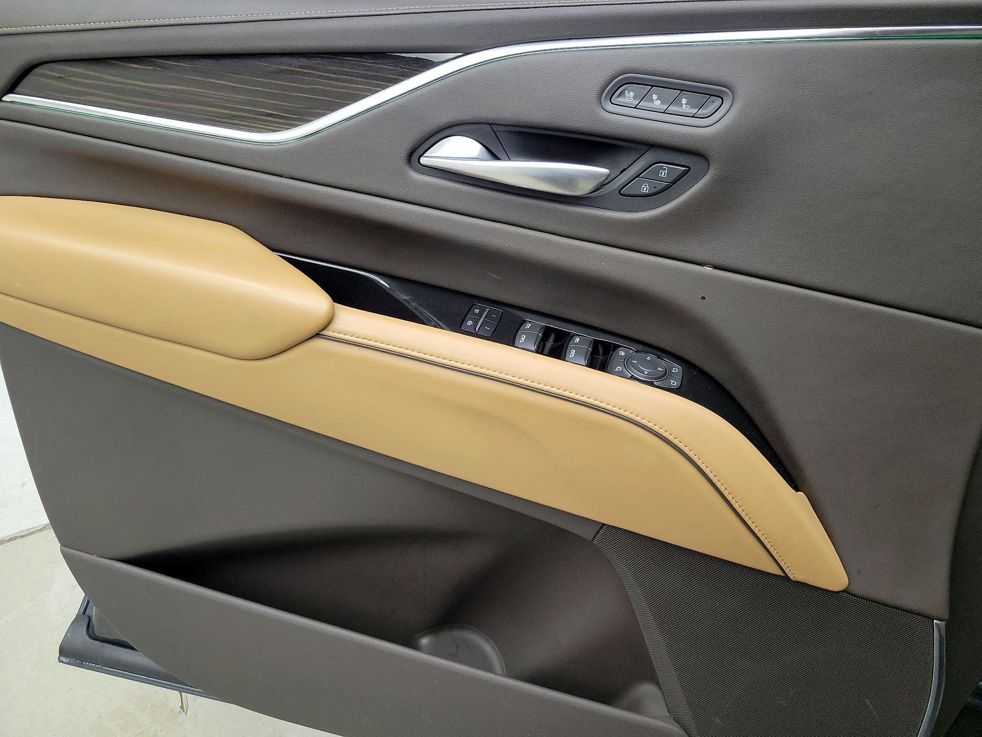 Thumbnail: 2021 Cadillac Escalade - 12